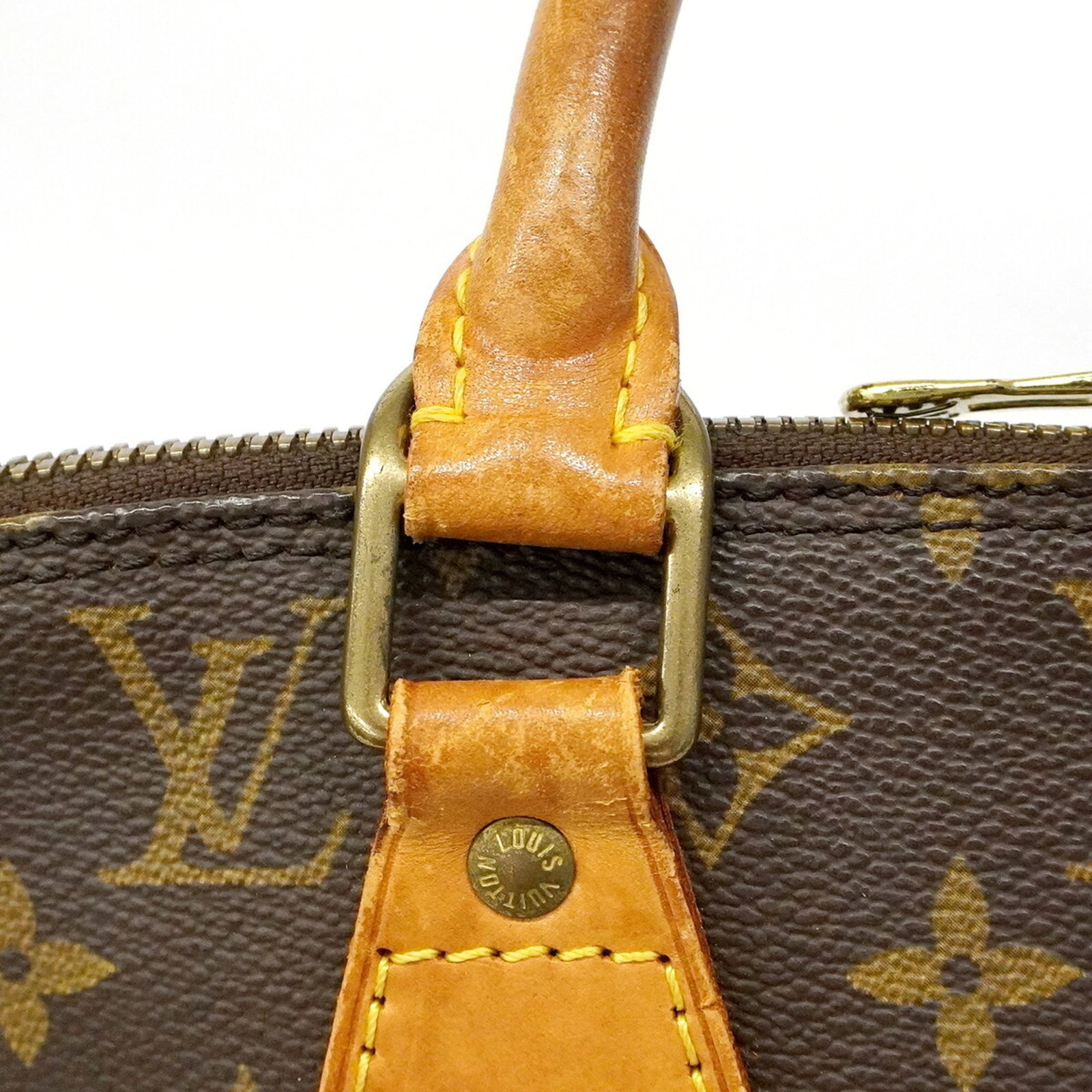 Louis Vuitton Handbag - 8