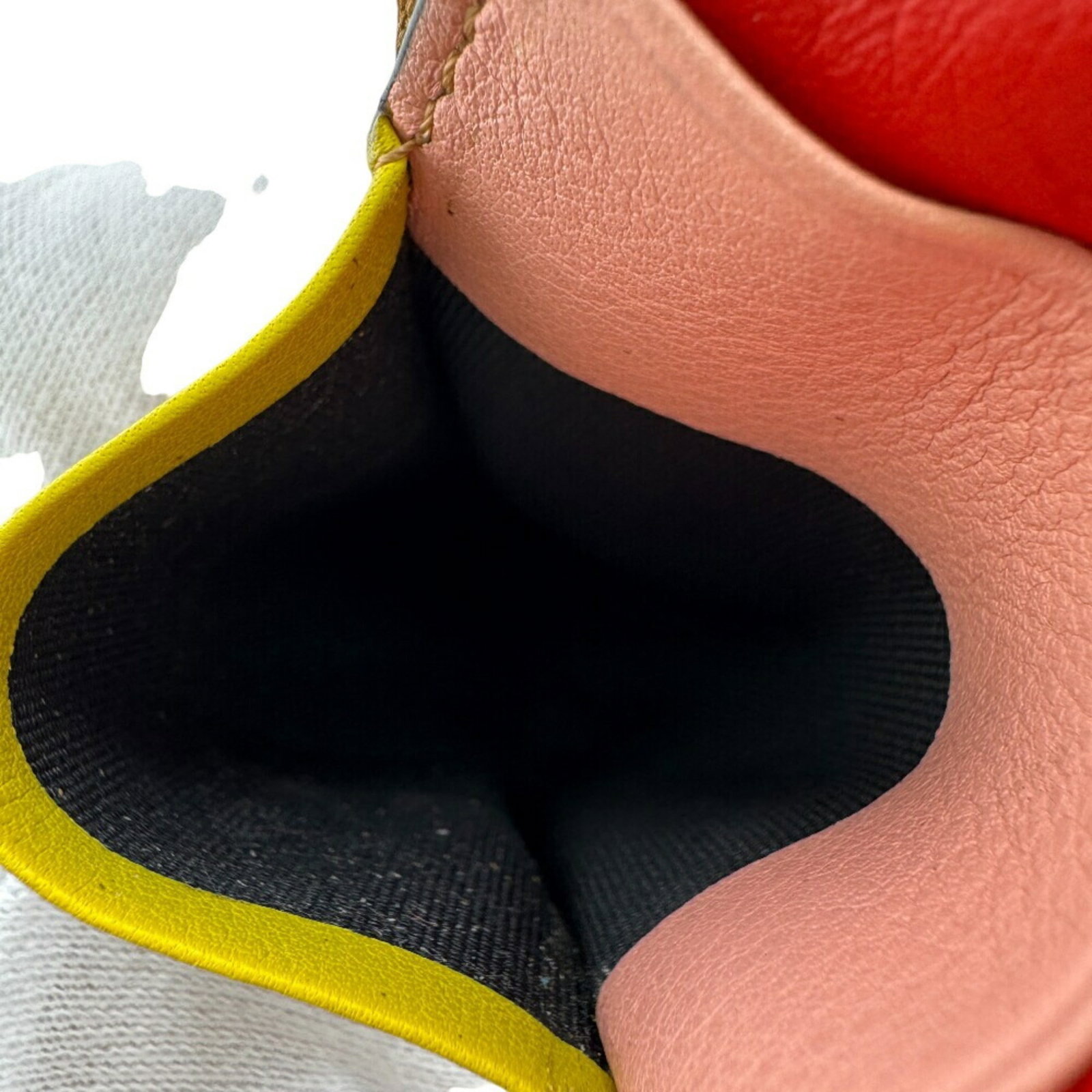 Card case leather from Loewe - 9