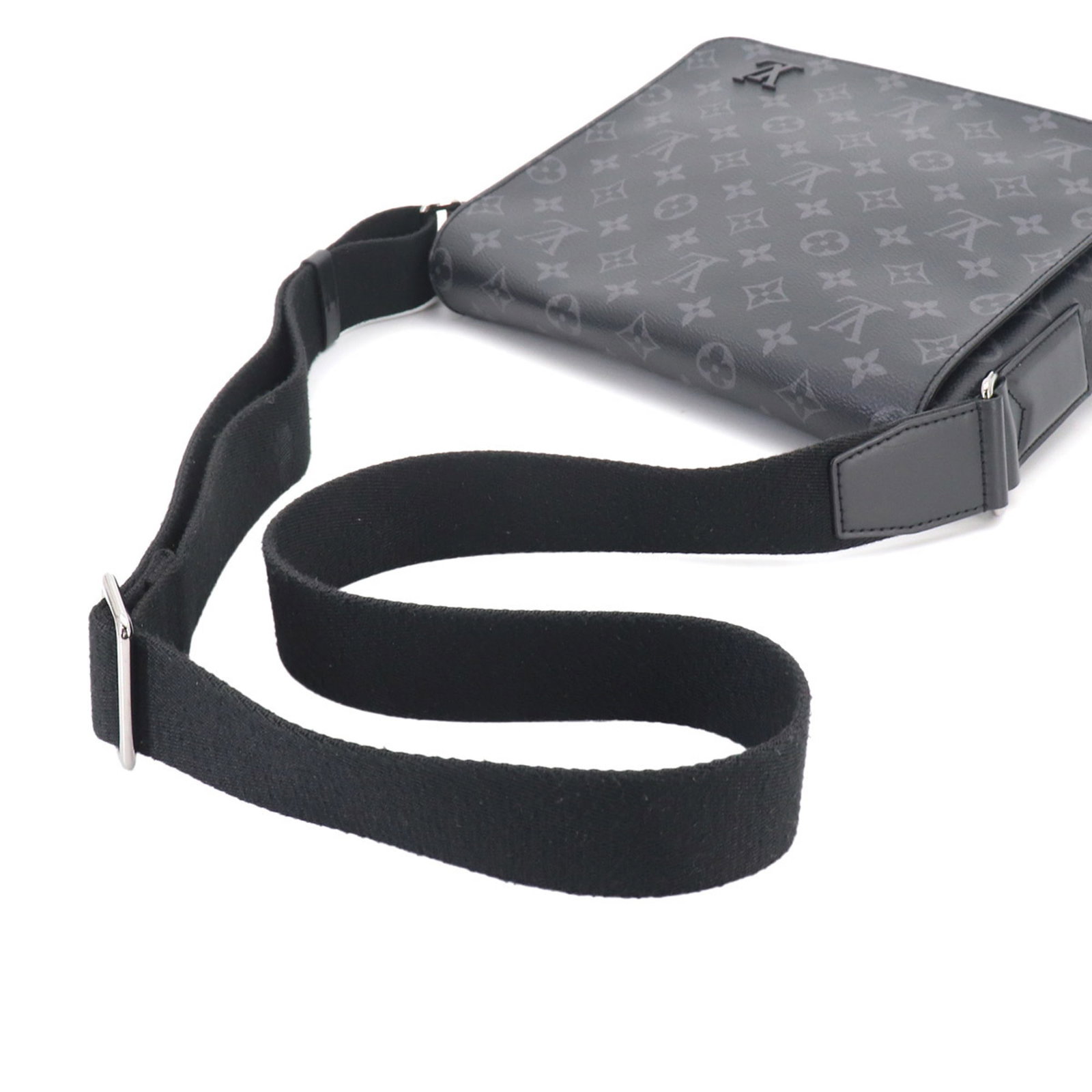 Canvas Monogram Eclipse Handbag Vuitton Shoulder Louis - 6