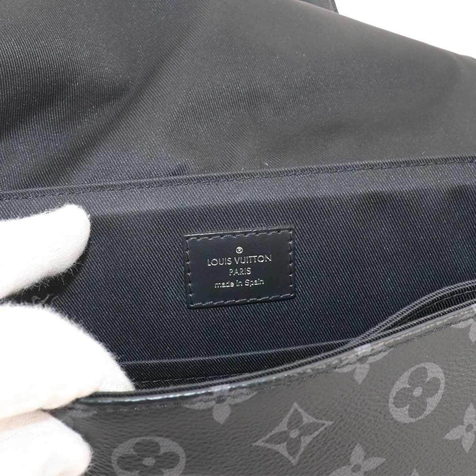Canvas Monogram Eclipse Handbag Vuitton Shoulder Louis - 8