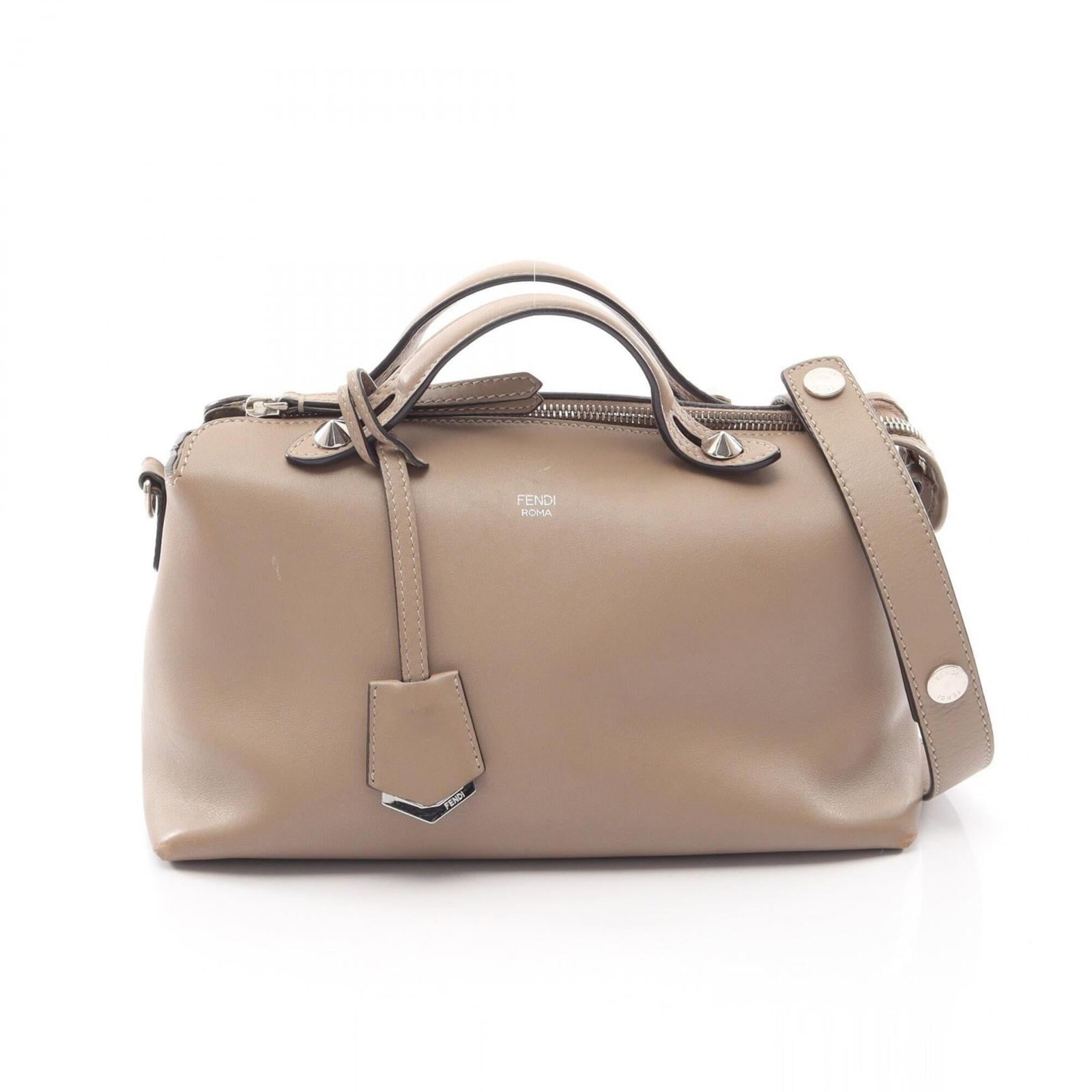 Fendi Handbag Leather: Fendi Handbag Leather Fendi Handbag Leather is made from high-quality leather, with a beige color and dimensions of 18cm x 28cm x 12cm. This classic handbag features a timeless design that exudes eleg