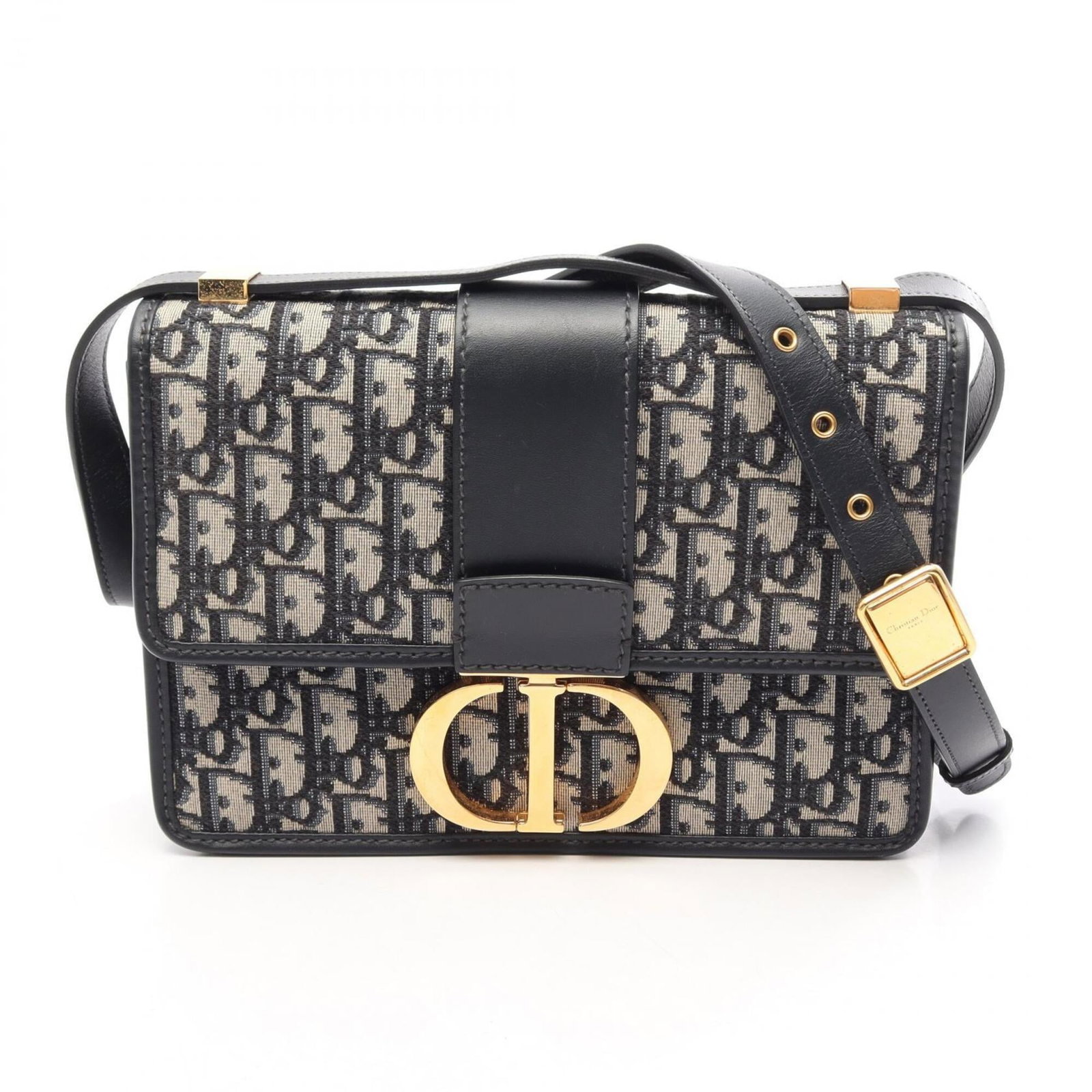 Christian Dior Handbag Canvas Leather Bag Shoulder: Christian Dior Handbag Canvas Leather Bag Shoulder Canvas and leather combine in a classic design, with clean lines and a timeless silhouette. This Christian Dior shoulder bag features a sturdy