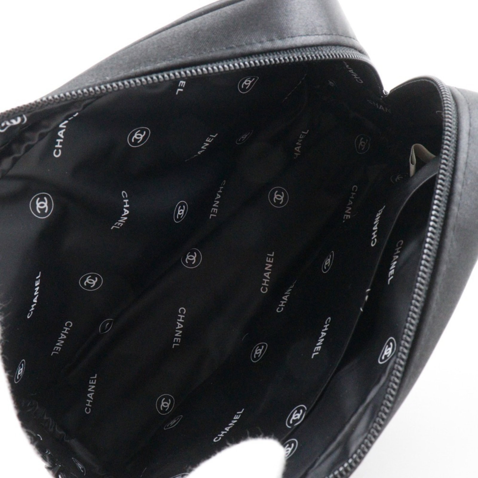 Chanel pouch nylon - 5