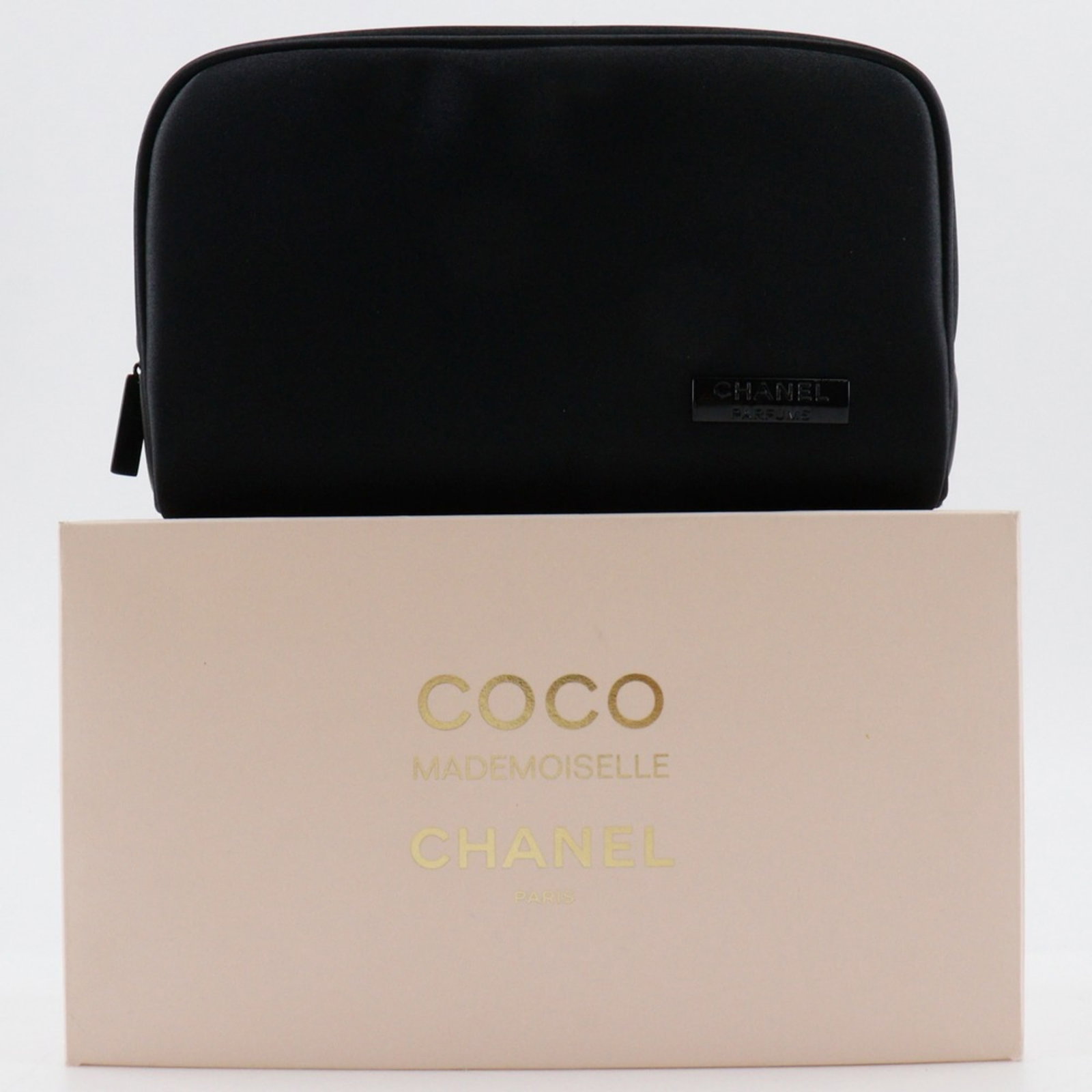 Chanel pouch nylon - 8