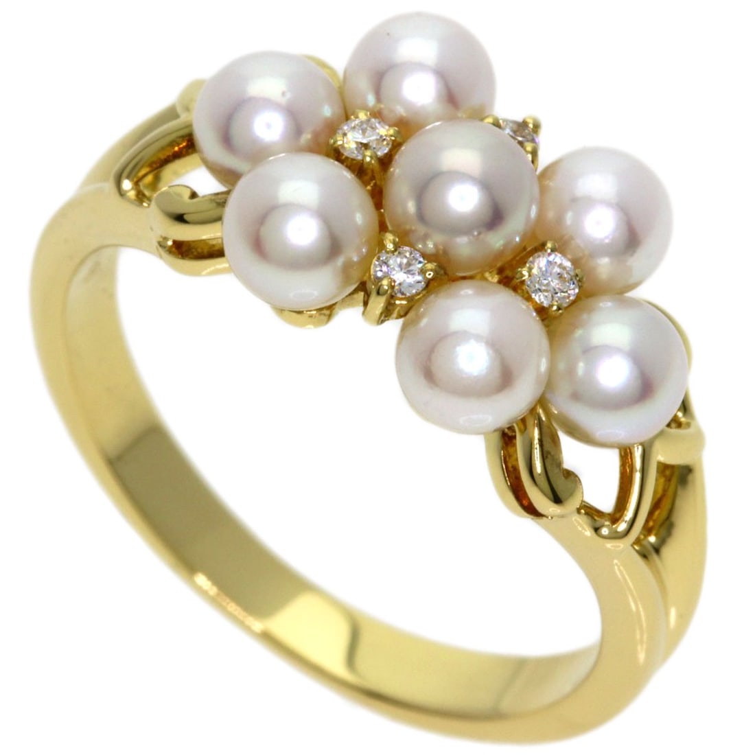 K18 Yellow Gold Diamond Baby Pearl Mikimoto Ring: K18 Yellow Gold Diamond Baby Pearl Mikimoto Ring K18 Yellow Gold Diamond Baby Pearl Mikimoto Ring boasts a striking gold setting, adorned with a beautiful pearl. The ring's K18 purity and yellow gold 