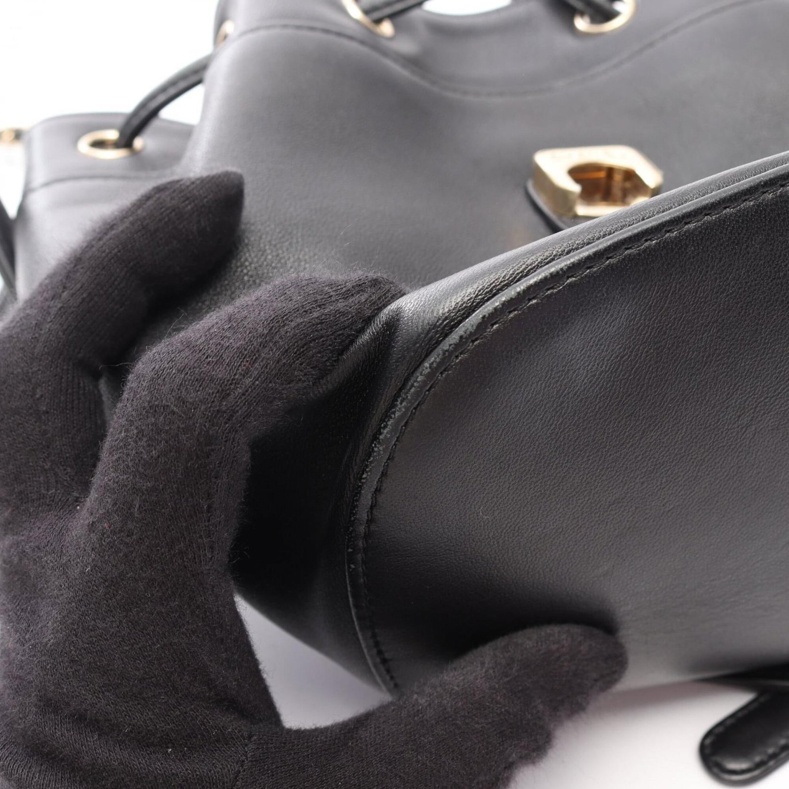 Chanel leather backpack - 10
