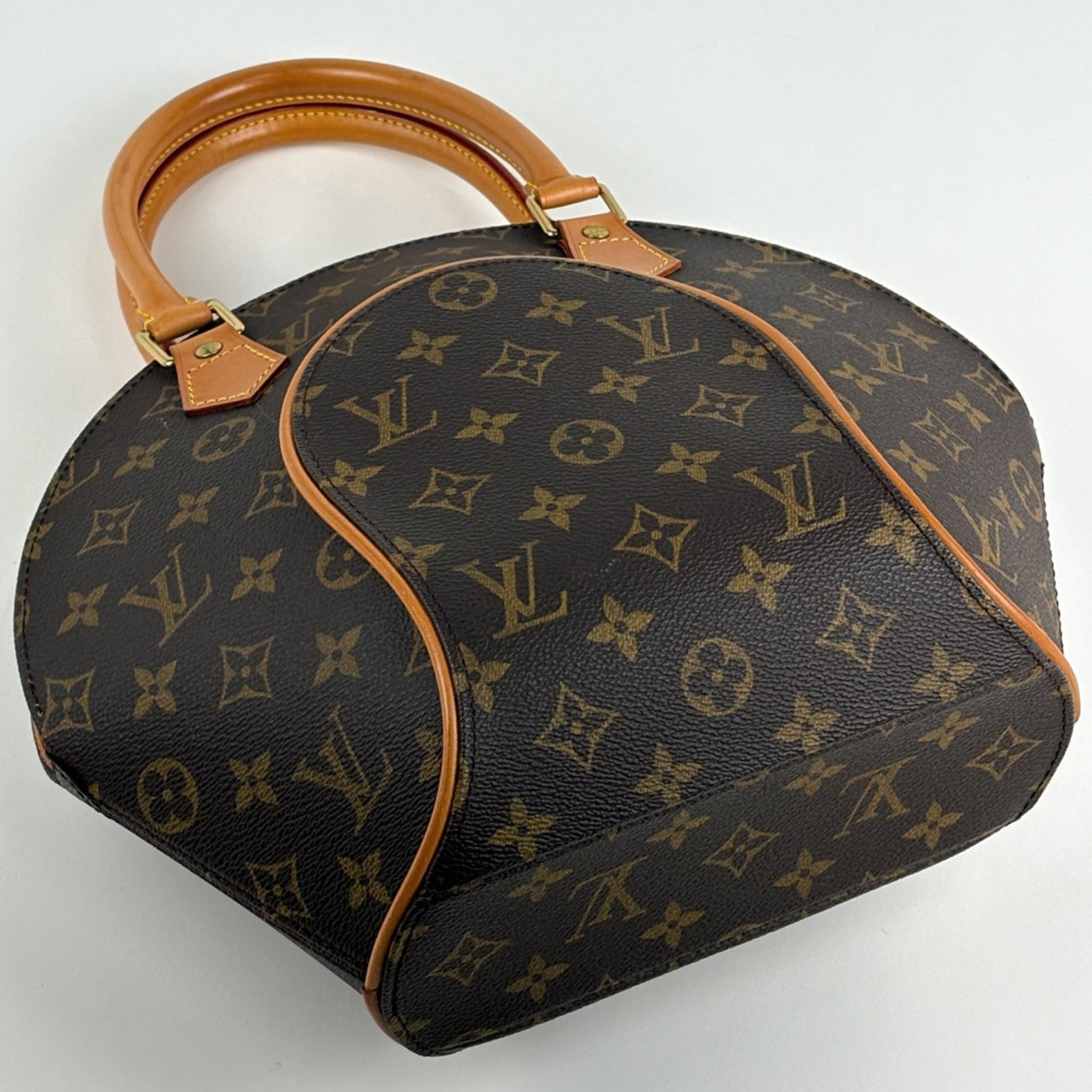Louis Vuitton Handbag Monogram - 2