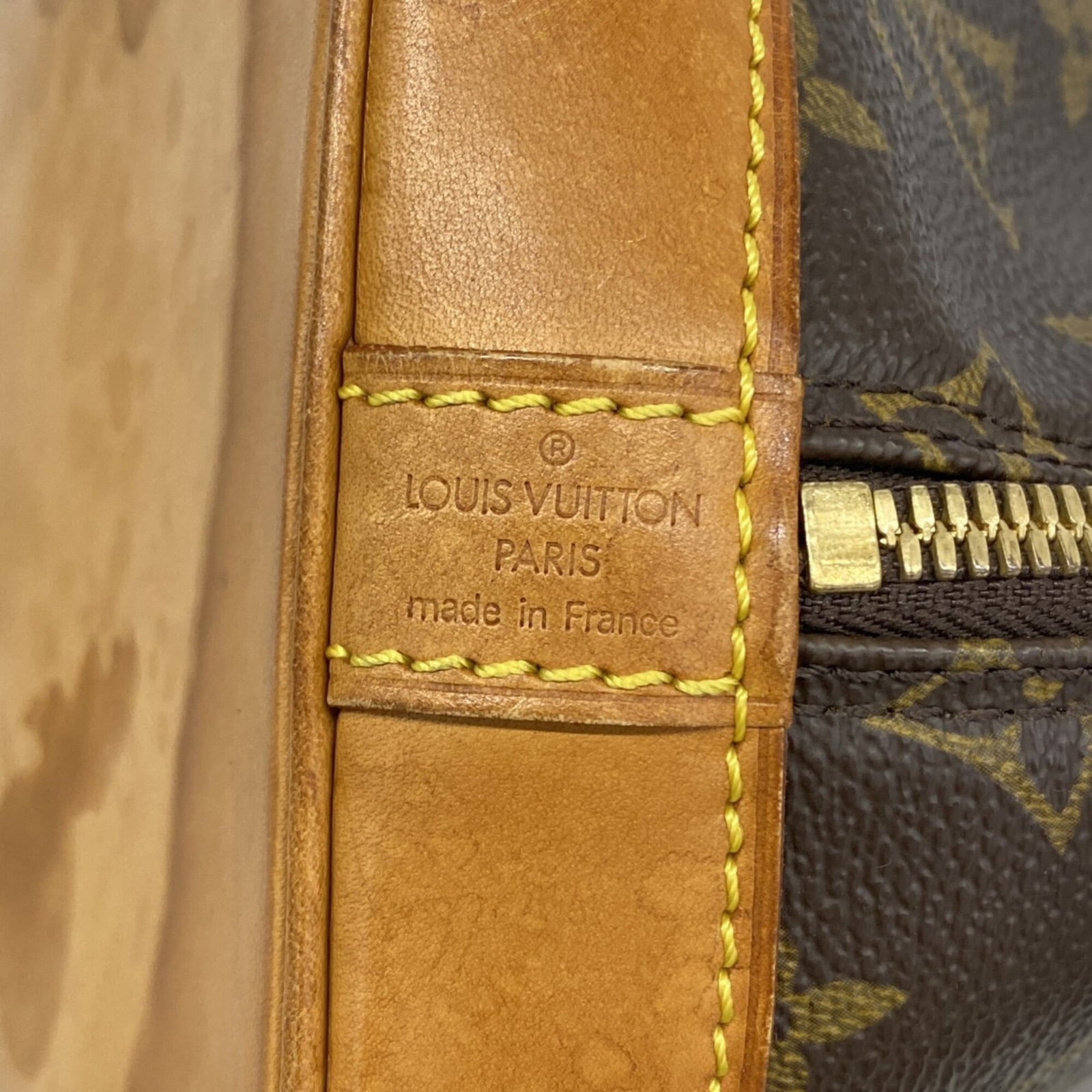 Louis Vuitton Handbag - 5