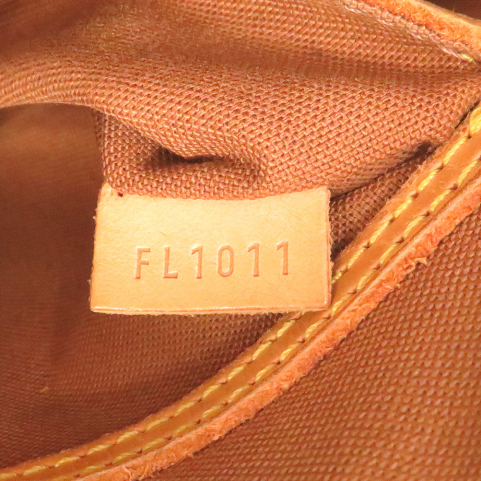 Louis Vuitton Handbag Monogram - 8