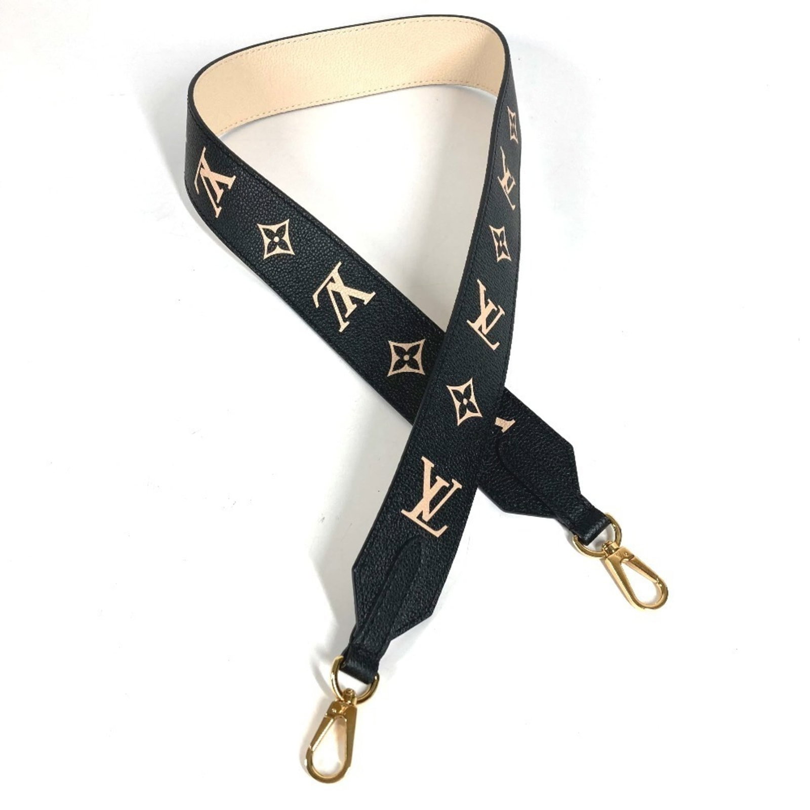 Strap leather from Louis Vuitton: Strap leather from Louis Vuitton Strap leather from Louis Vuitton, made from high-quality leather and measuring 102cm in length. This strap bears the signature of its creator, a notable detail for tho