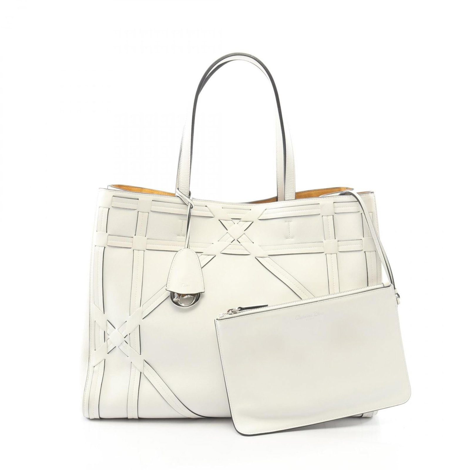 Handbag Tote Leather Dior Christian: Handbag Tote Leather Dior Christian White leather Christian Dior handbag tote, measuring 30cm x 40cm x 17cm. This classic design boasts clean lines and a timeless silhouette, making it a stylish addit