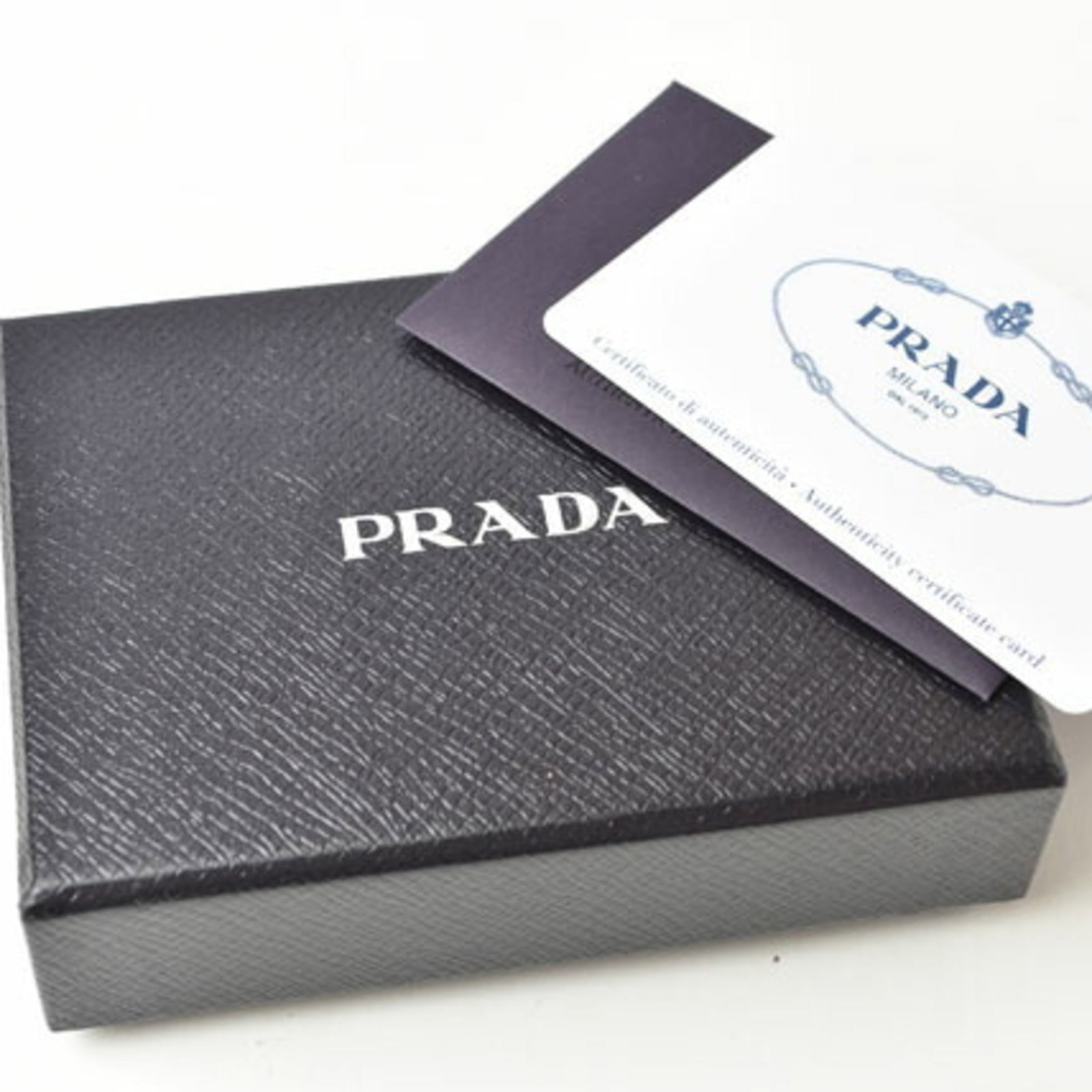 Prada leather keycase - 9