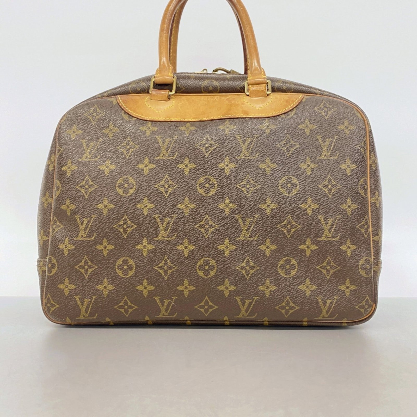 Louis Vuitton Handbag - 13