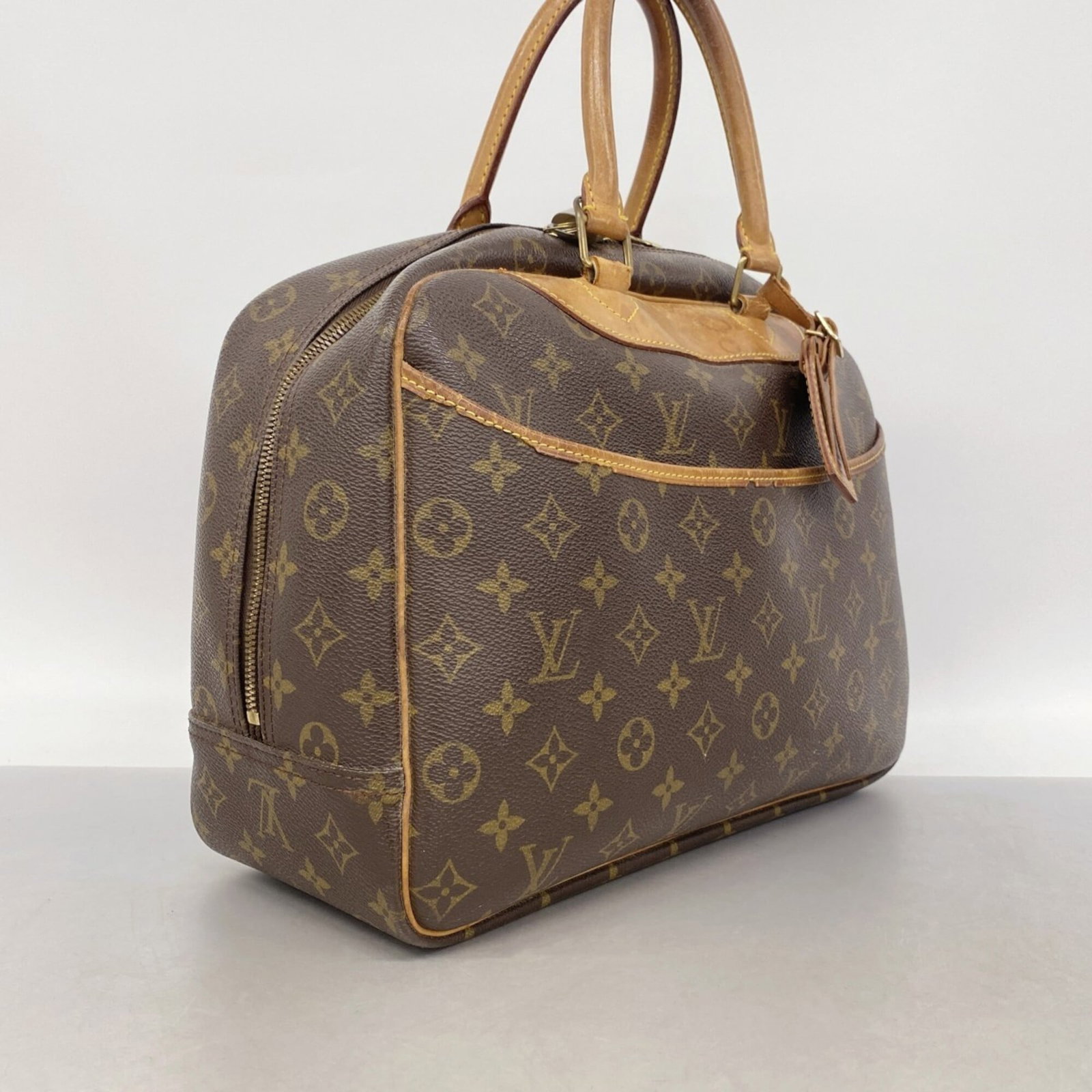 Louis Vuitton Handbag - 2
