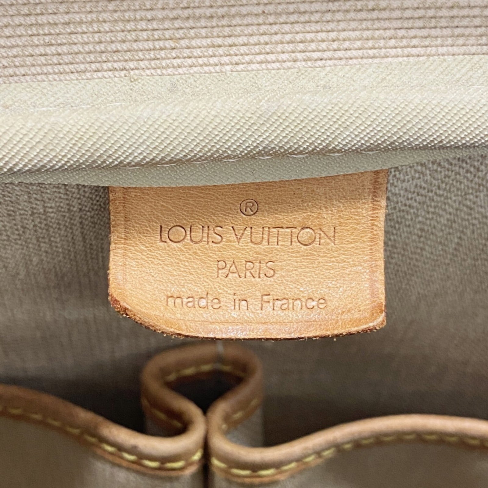 Louis Vuitton Handbag - 5
