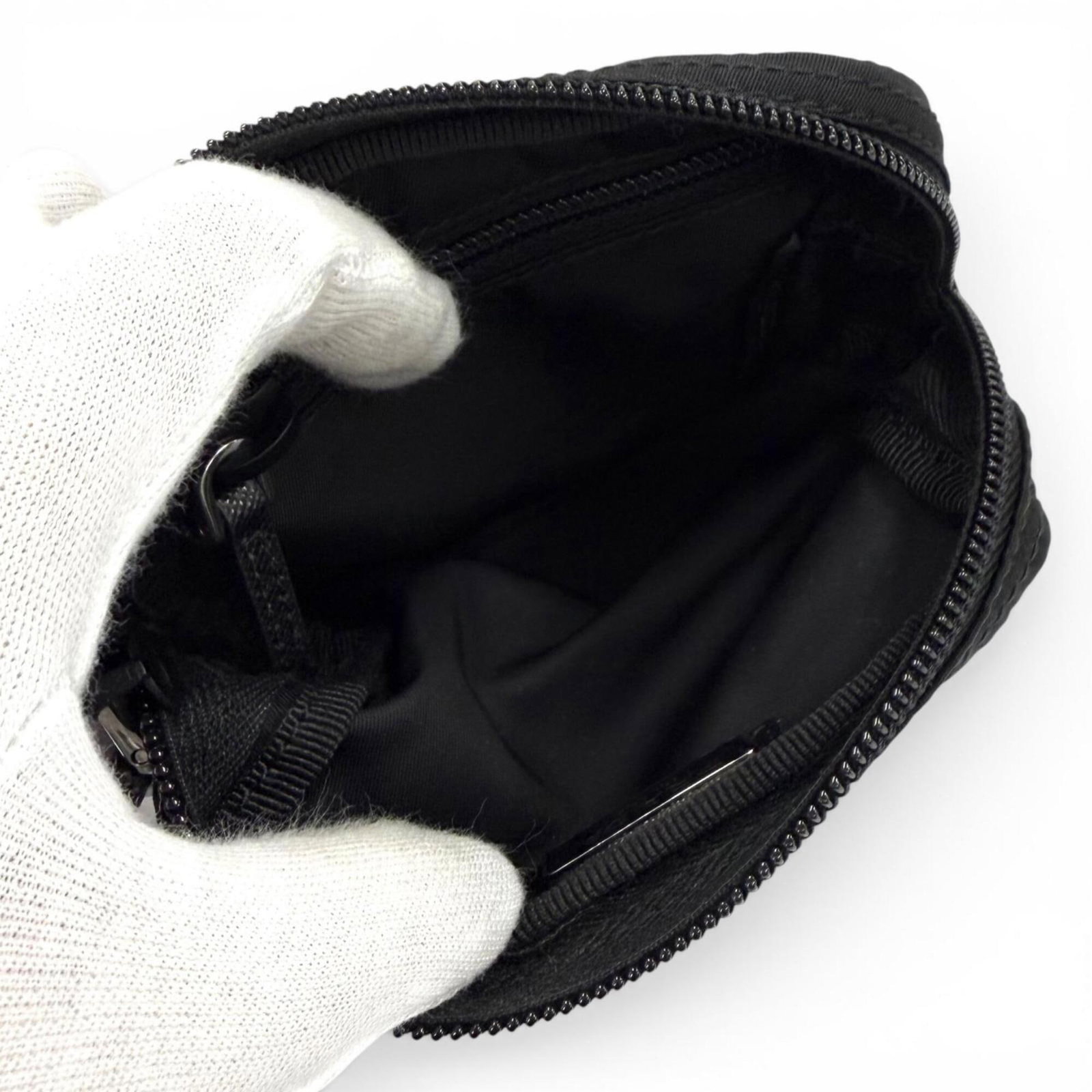 Nylon Pouch Prada - 6
