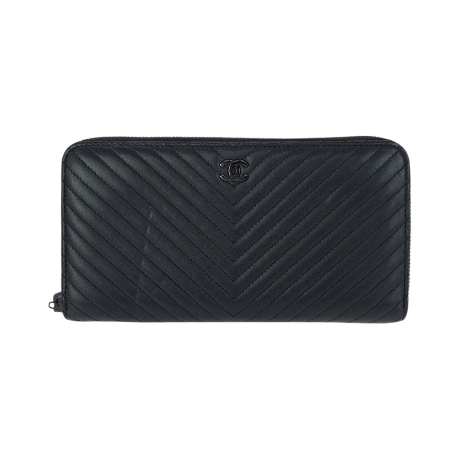 Chanel Long Wallet (Bi-Fold) Leather: Chanel Long Wallet (Bi-Fold) Leather The Chanel Long Wallet (Bi-Fold) Leather is a sleek and sophisticated accessory, crafted from high-quality lambskin leather. Measuring 10cm x 19cm x 2cm, it featur
