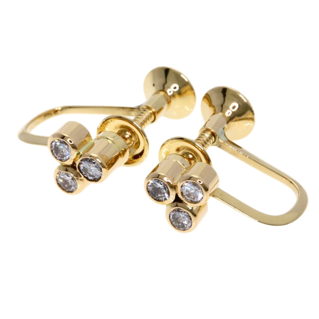 Tasaki 3P Diamond Earring K14 Yellow Gold: Tasaki 3P Diamond Earring K14 Yellow Gold Tasaki 3P Diamond Earring K14 Yellow Gold boasts a striking design with three diamonds set in K14 yellow gold, creating a beautiful and eye-catching earring.