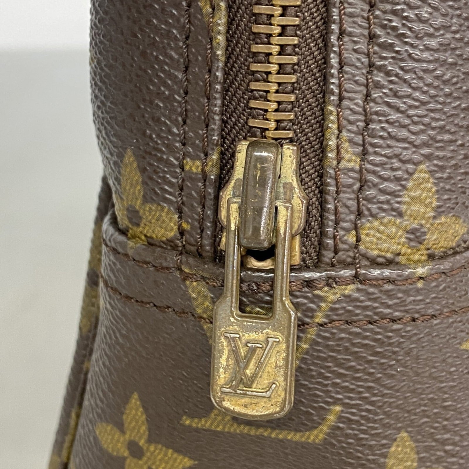 Vuitton Pouch Louis - 6
