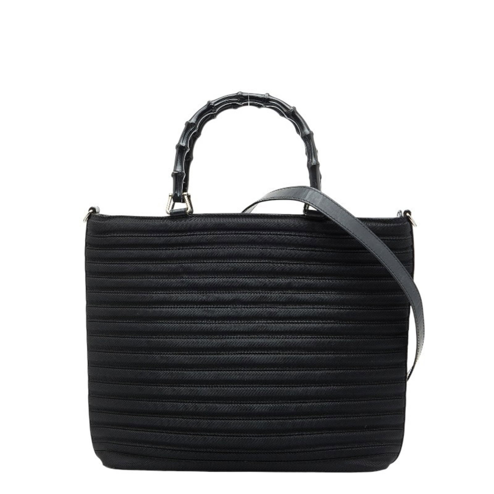 Shoulder Bag Nylon Gucci: Shoulder Bag Nylon Gucci Nylon Gucci shoulder bag in black, featuring a classic design with a 24cm x 27cm x 9cm size and adjustable shoulder strap. This stylish accessory boasts a durable nylon