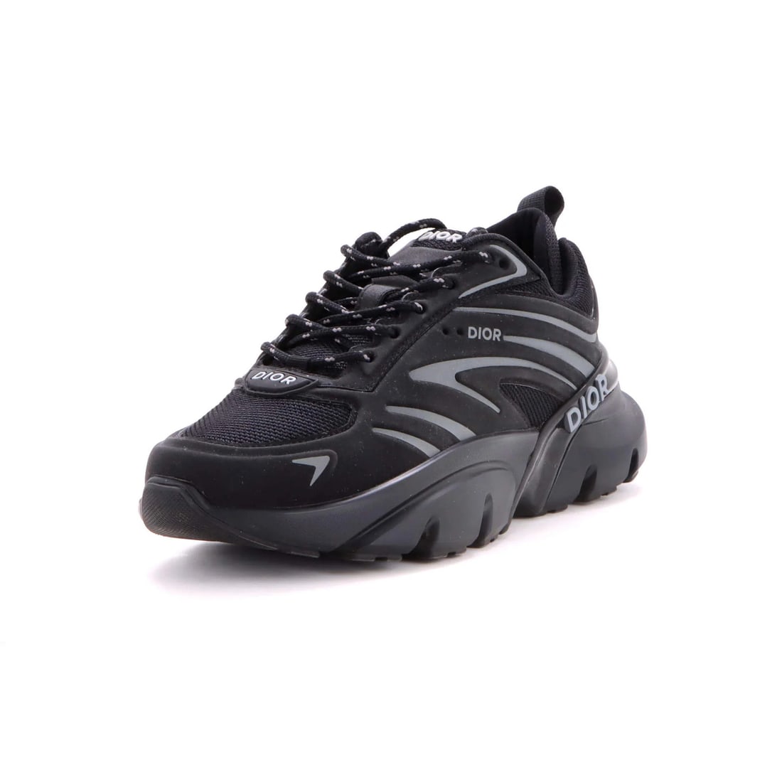 Christian Dior Men's B44 Blade Low-Top Sneakers Fabric and Mesh: Christian Dior Men's B44 Blade Low-Top Sneakers Fabric and Mesh Black Fabric and Mesh Christian Dior Men's B44 Blade Low-Top Sneakers. Great condition with minor light creases, scuffs, and marks on