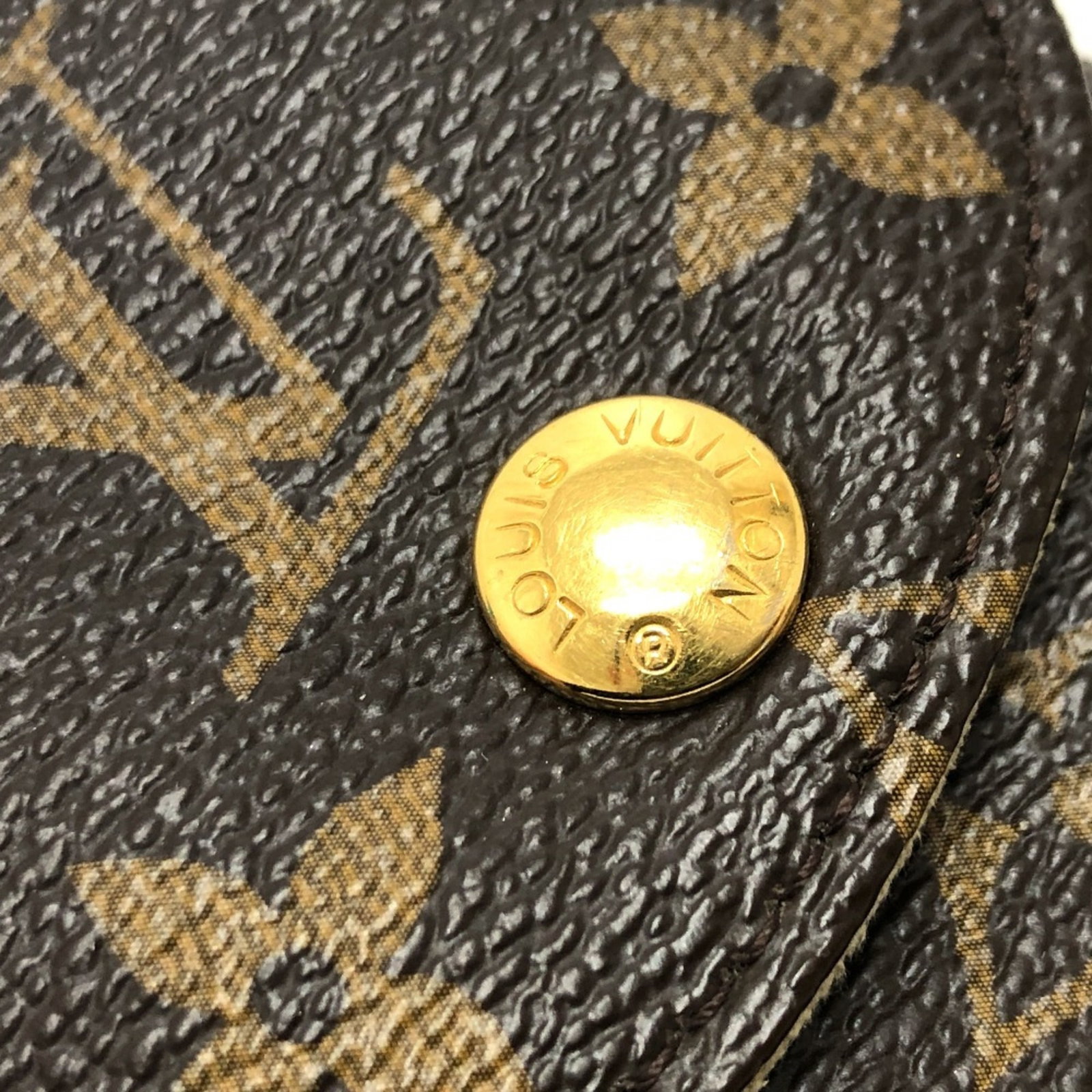 Monogram pouch by Louis Vuitton - 11