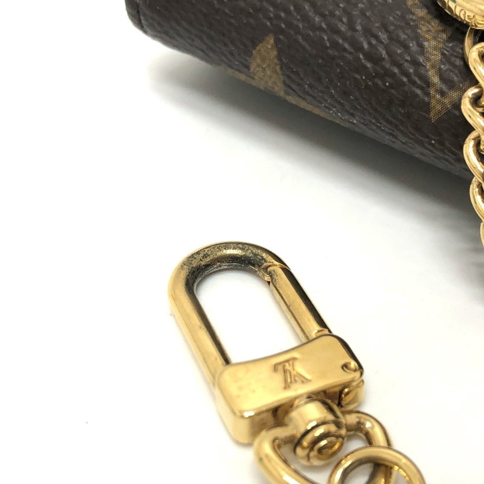 Monogram pouch by Louis Vuitton - 8
