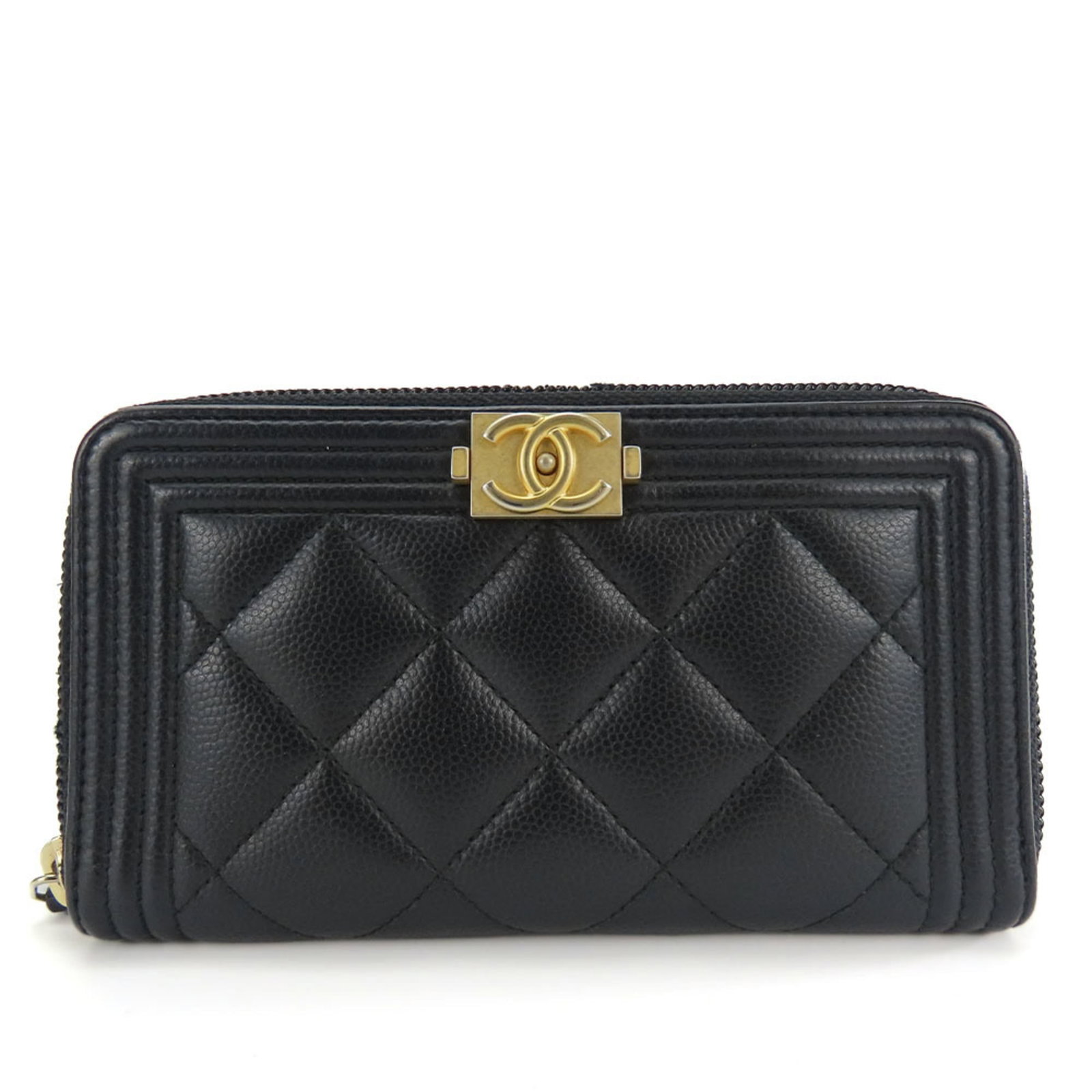 Chanel Coin Purse/ Coin Case Grained Calfskin: Chanel Coin Purse/ Coin Case Grained Calfskin This Chanel coin purse/coin case is crafted from high-quality grained calfskin in black. The sleek design and classic style make it a timeless accessory