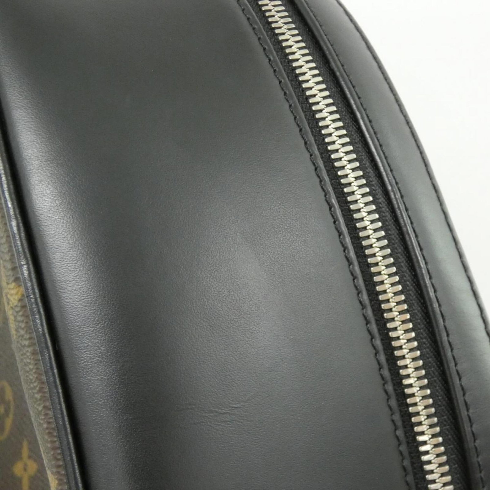 Louis Vuitton Backpack Monogram - 4