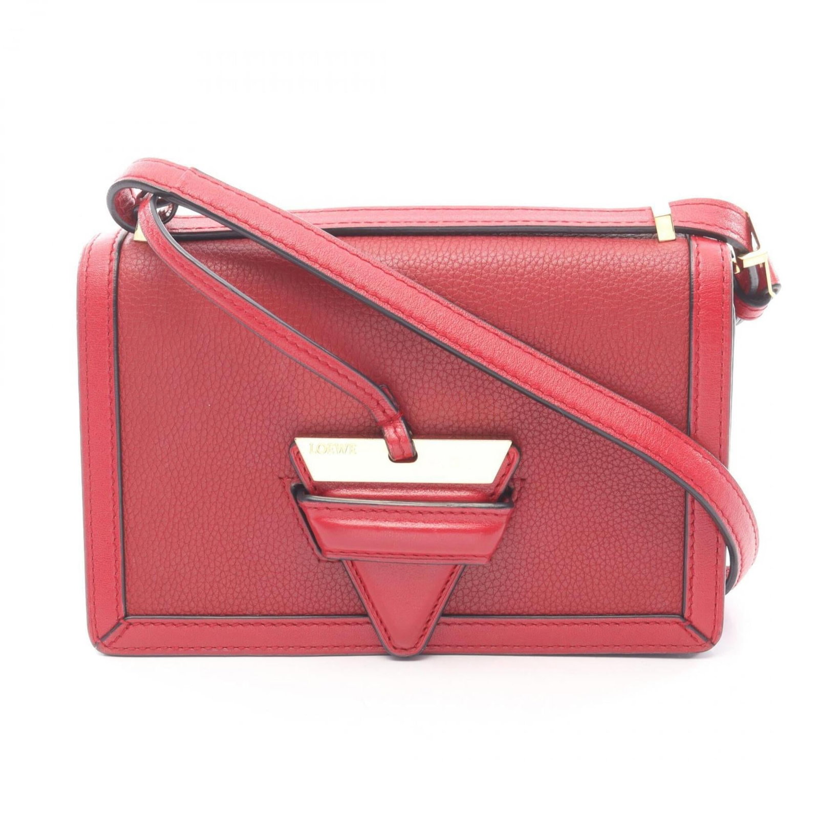 Loewe Handbag Shoulder Bag Leather: Loewe Handbag Shoulder Bag Leather Red Loewe Leather Shoulder Bag. Made from high-quality leather, this shoulder bag features a distinctive red color and measures 12cm x 19cm x 8cm. The bag's classic