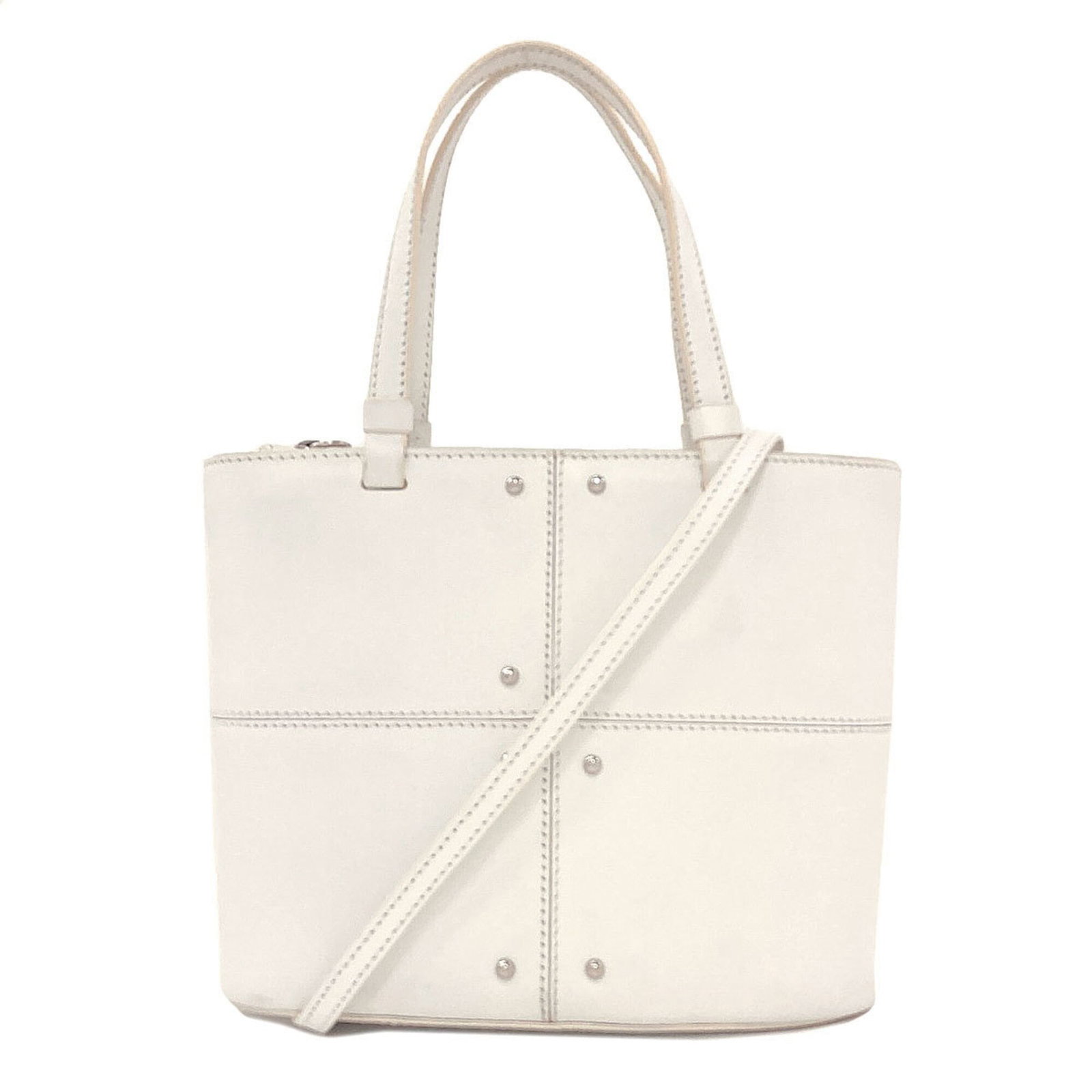 Tod'S Handbag Leather: Tod'S Handbag Leather White leather handbag with dimensions 16cm x 21.5cm x 8cm, featuring high-quality materials and craftsmanship. This Tod's handbag boasts a classic design and elegant white