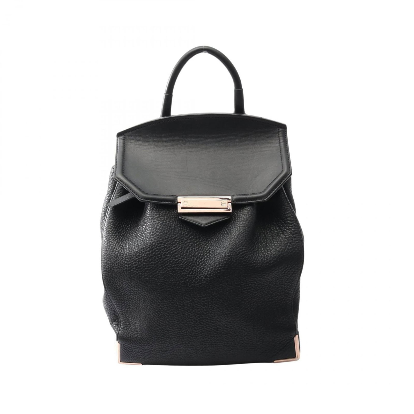 Alexander Wang Backpack Leather: Alexander Wang Backpack Leather Black leather backpack from Alexander Wang, measuring 35cm x 26cm x 16.5cm. This sleek and structured design features a classic black color that exudes timeless style.