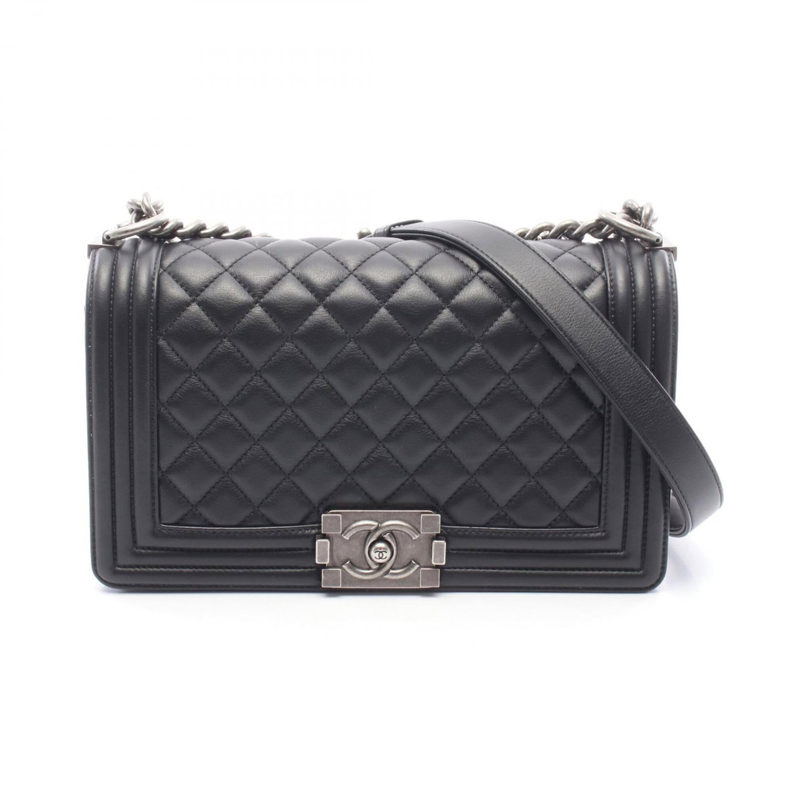 Chanel Handbag Shoulder Bag Leather: Chanel Handbag Shoulder Bag Leather Black lambskin leather Chanel shoulder bag with classic design and timeless elegance. Measuring 14.5cm x 25cm x 7cm, this stylish accessory features a sleek and sop