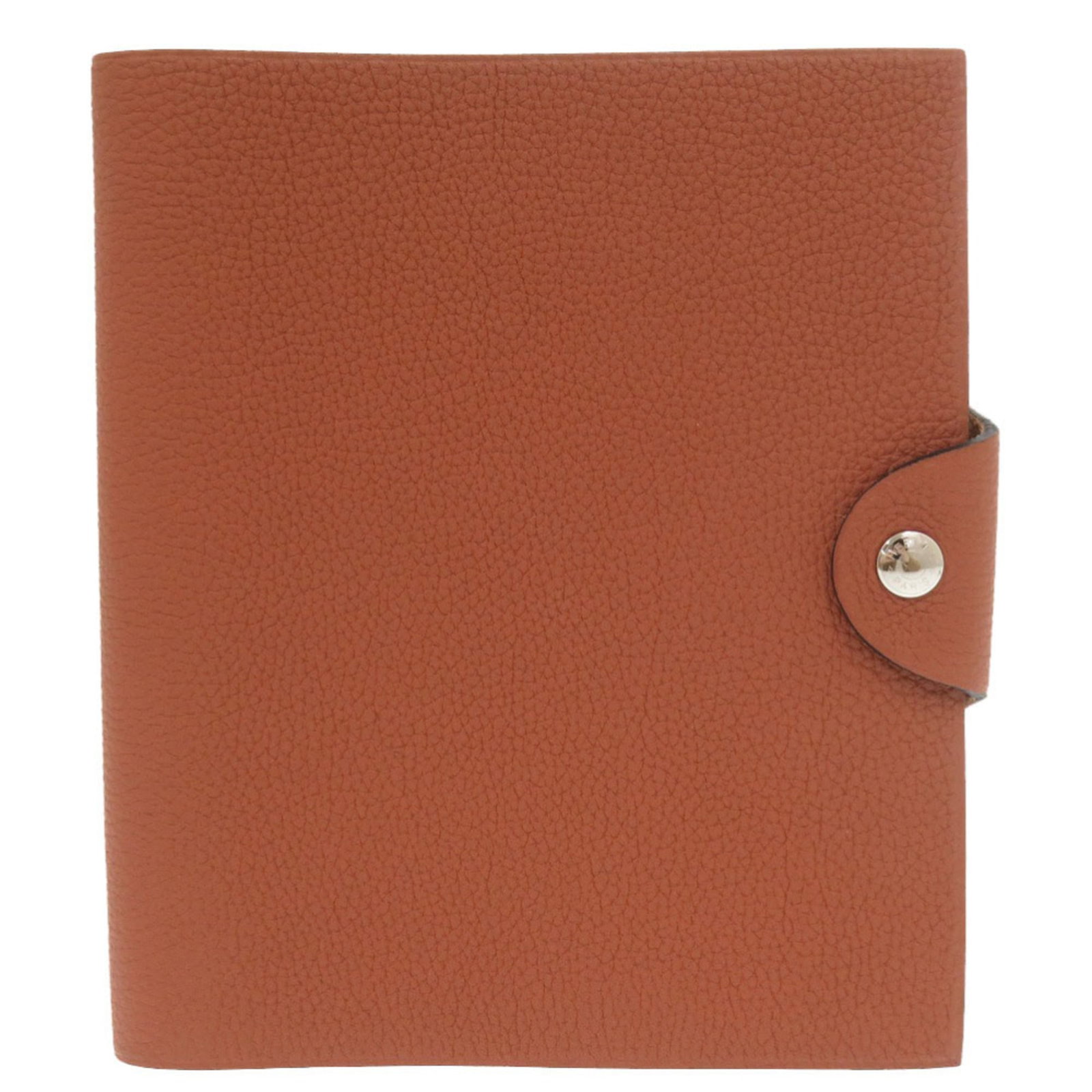 Hermes Ulysses Togo Brown A Stamp (2017) Notebook Cover 0169Hermes: Hermes Ulysses Togo Brown A Stamp (2017) Notebook Cover 0169Hermes The Hermes Ulysses Togo Brown A Stamp notebook cover features rich, supple Togo leather in a classic brown hue. Crafted with attentio