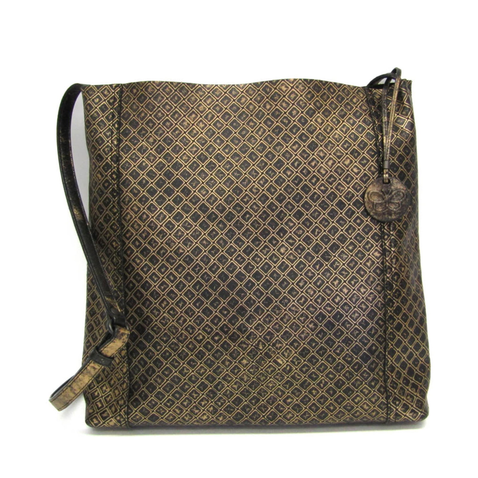 Bottega Veneta Shoulder Bag Leather: Bottega Veneta Shoulder Bag Leather Bottega Veneta Shoulder Bag Leather. Made from high-quality leather, this black shoulder bag features an open closure and measures 30cm x 31cm x 6cm. With a gold-to