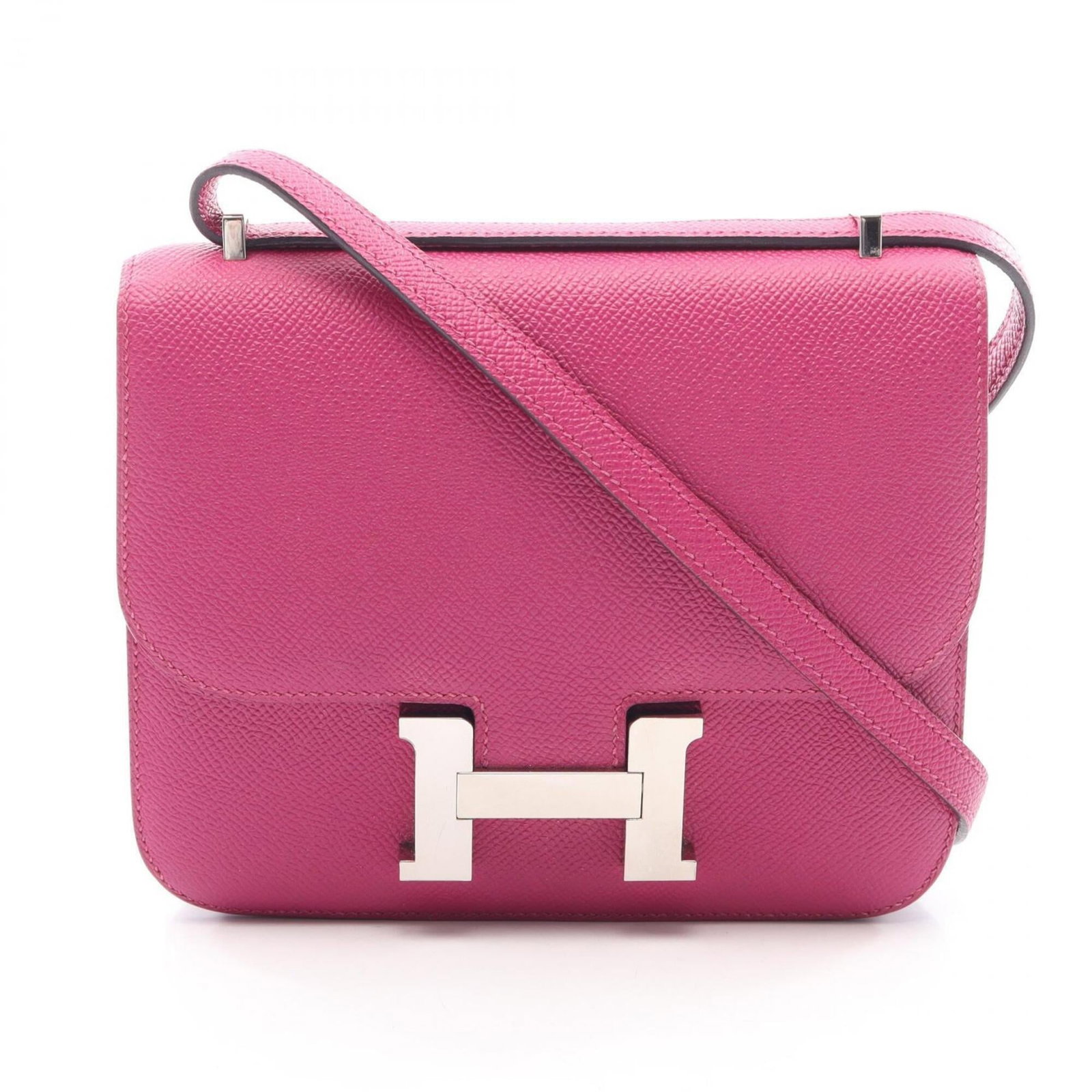 Hermes Shoulder Bag Epsom Leather: Hermes Shoulder Bag Epsom Leather Epsom leather craftsmanship shines in this pink, rose purple Hermes shoulder bag. Measuring 15cm x 18cm / 5.9'' x 7.08'', it offers a compact and stylish design. The