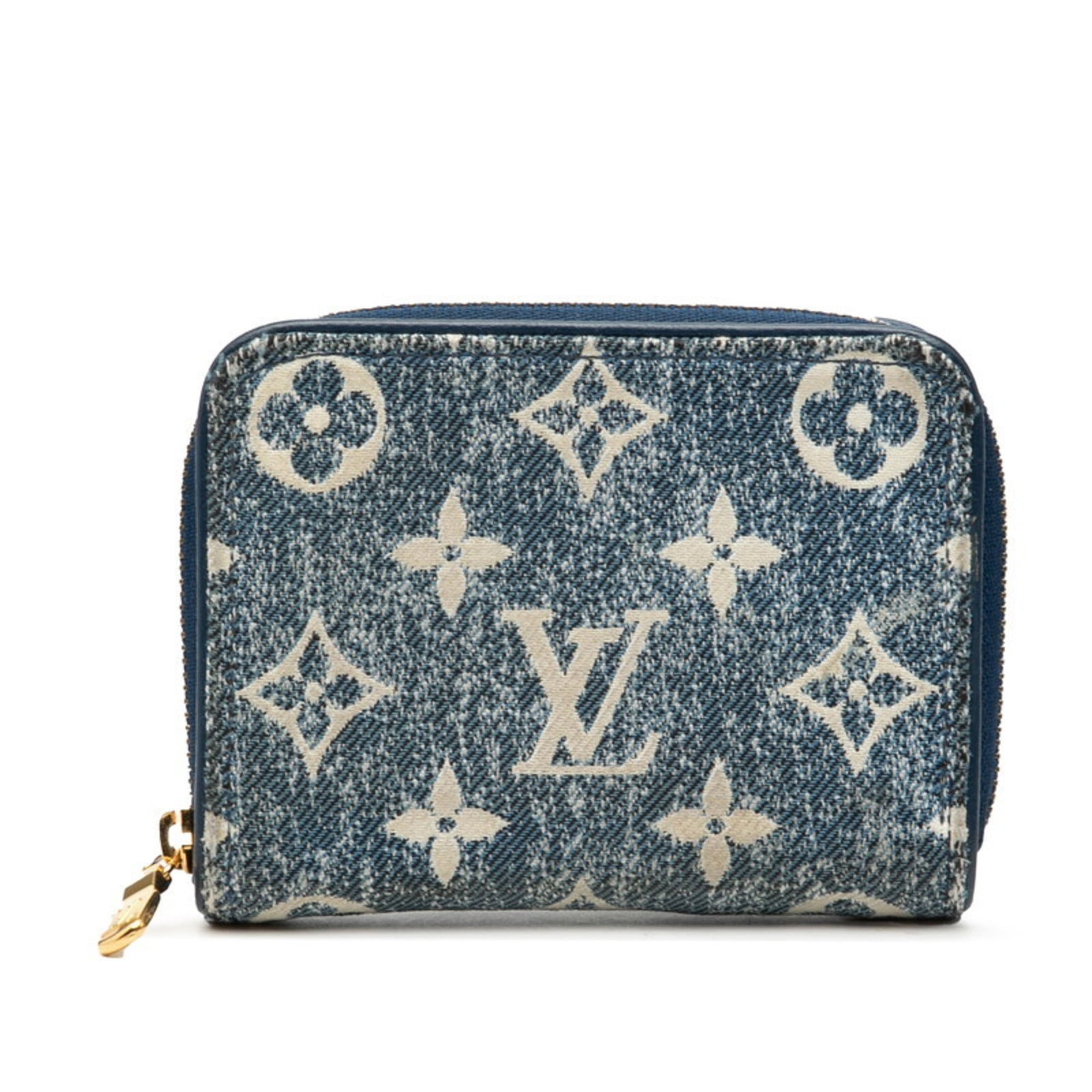 Louis Vuitton Coin Purse/ Coin Case Denim Leather: Louis Vuitton Coin Purse/ Coin Case Denim Leather Denim and leather come together in this Louis Vuitton coin purse/coin case, crafted from durable denim and adorned with premium leather accents. The