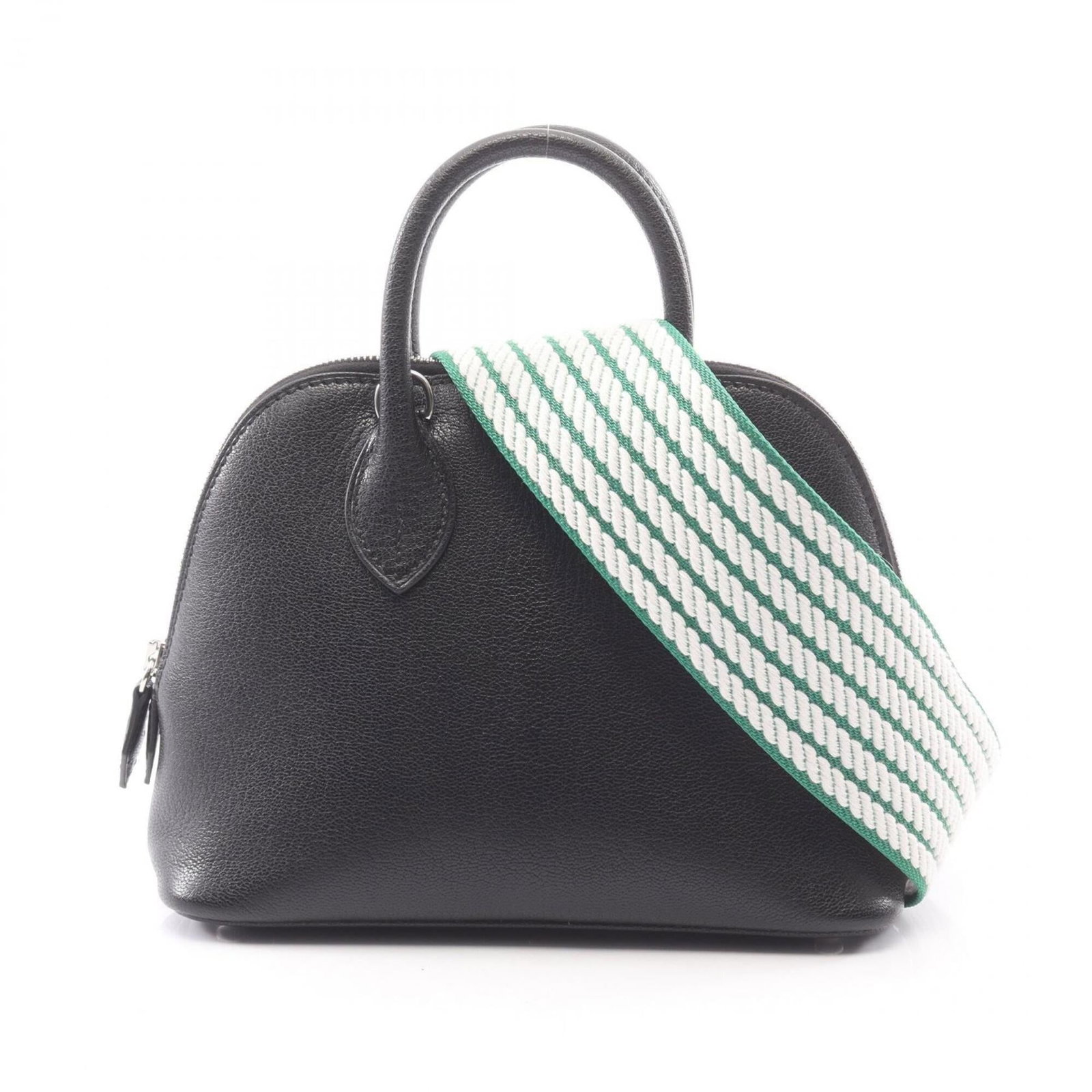 Chevre Leather Handbag Hermes: Chevre Leather Handbag Hermes Chevre leather handbags from Hermes are known for their unique texture and style. This black chevre leather handbag features a classic design with precise measurements,