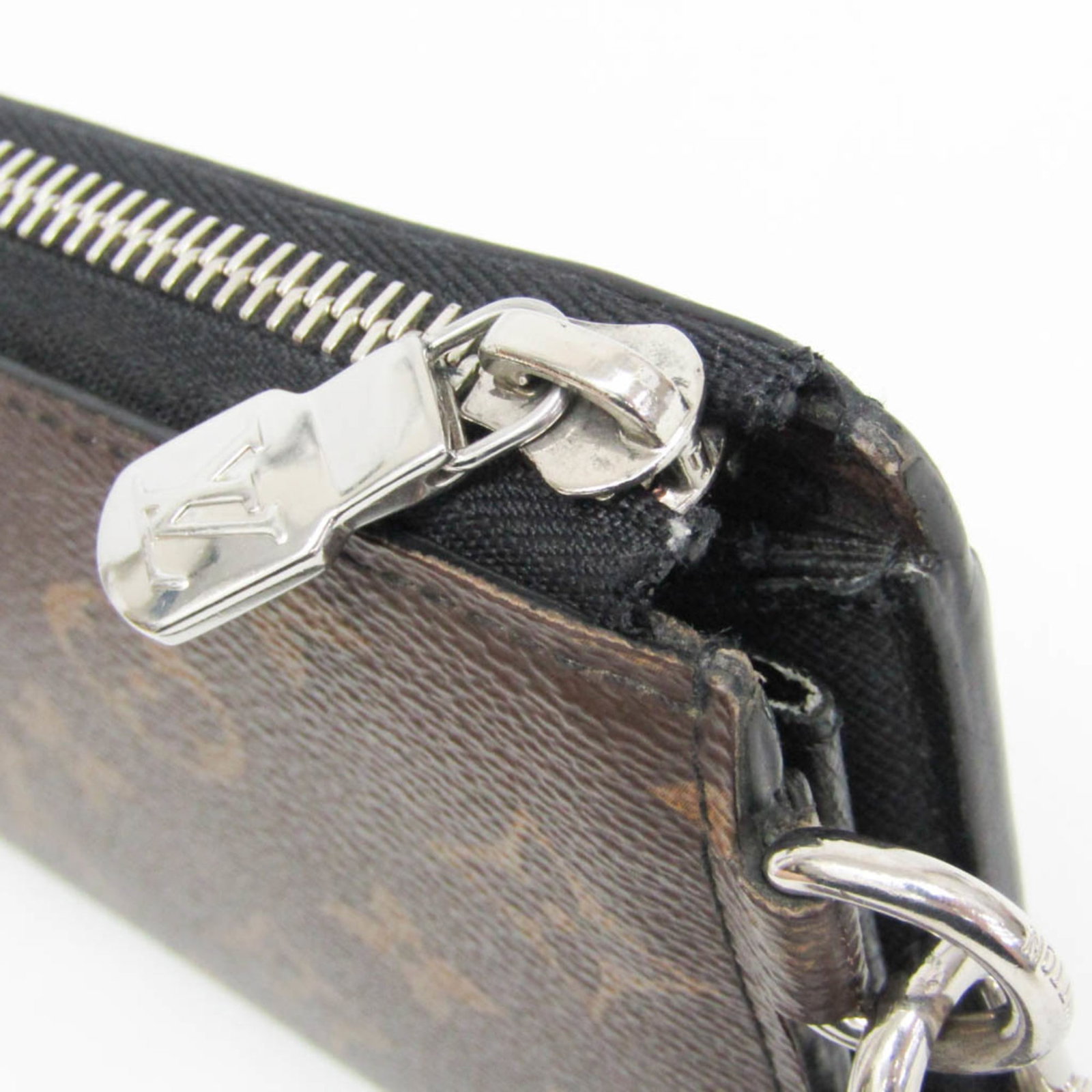 Louis Vuitton Monogram Phone Wallet - 11