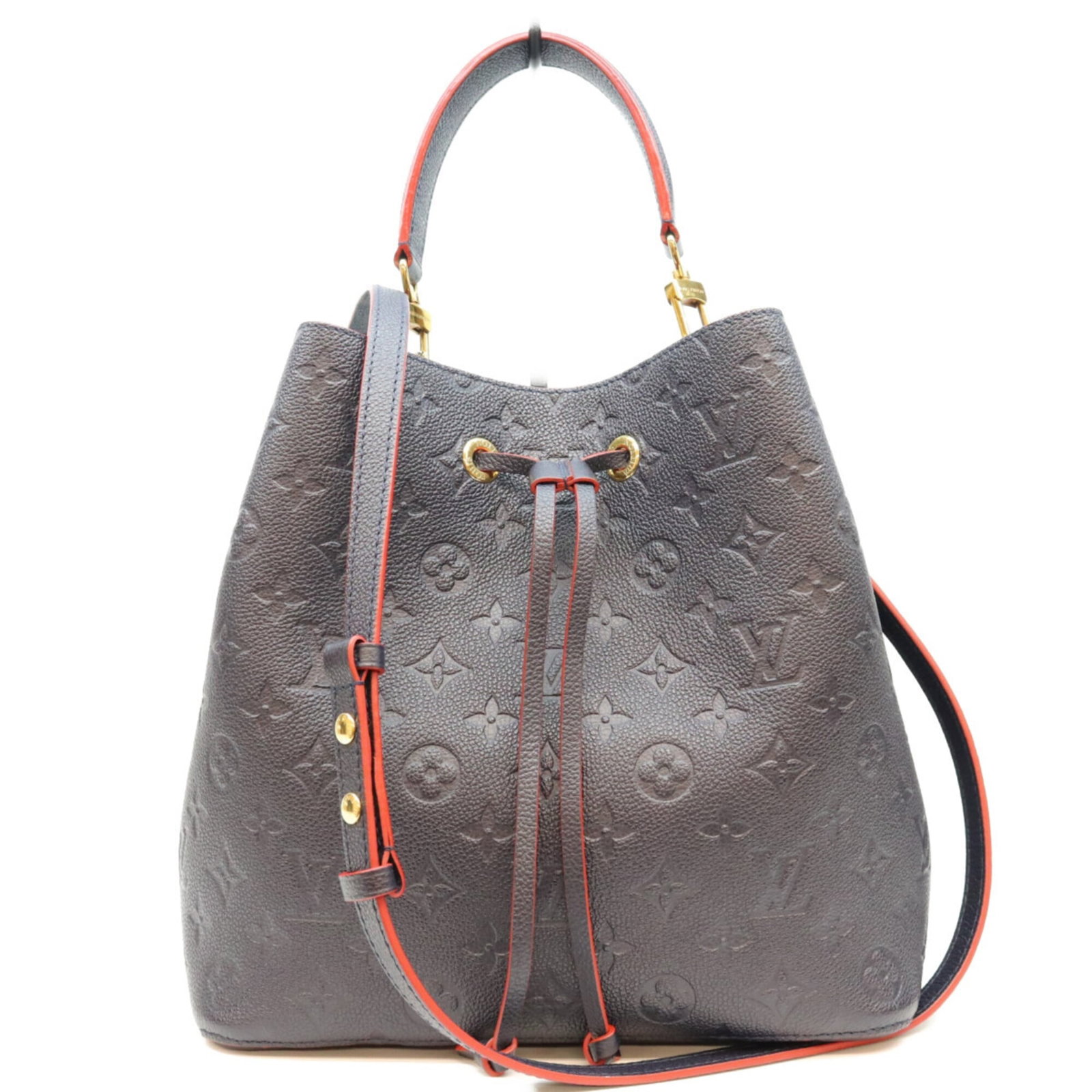 Shoulder bag monogram empreinte by Louis Vuitton: Shoulder bag monogram empreinte by Louis Vuitton Navy Monogram Empreinte shoulder bag by Louis Vuitton, featuring the iconic gold-tone hardware and classic monogram pattern. This stylish bag measures