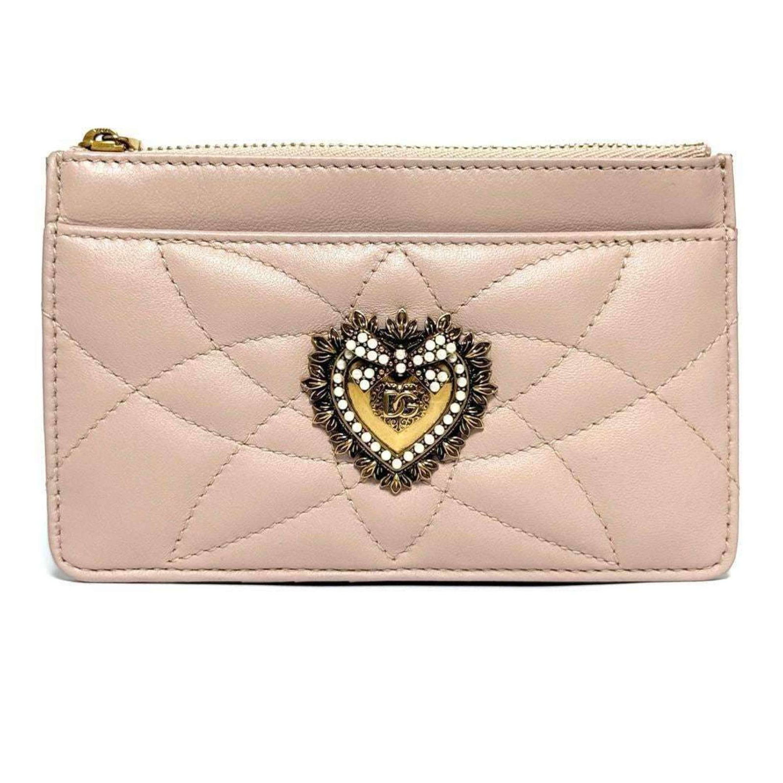 Dolce & Gabbana Card Case Metal Leather Artificial Pearl: Dolce & Gabbana Card Case Metal Leather Artificial Pearl Metal, leather, and artificial pearl come together in sleek design. This Dolce & Gabbana card case boasts a unique combination of materials and