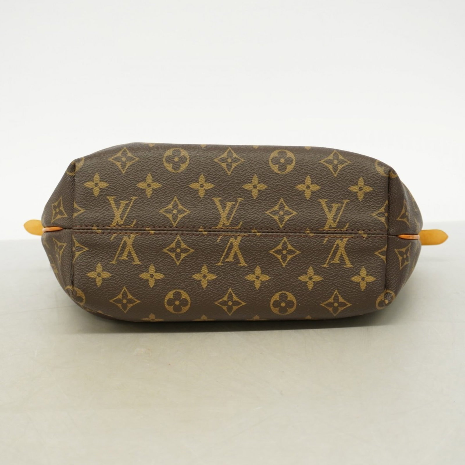 Louis Vuitton Handbag - 3