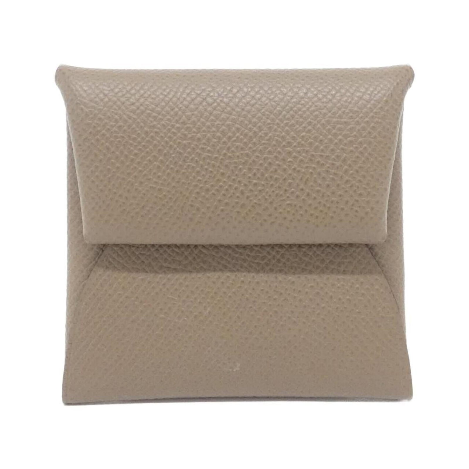Hermes Coin Purse/ Coin Case Epsom Leather: Hermes Coin Purse/ Coin Case Epsom Leather Epsom leather coin purse/coin case from Hermes, featuring a classic design with clean lines and subtle gray tone. Made to hold small coins and other trinkets