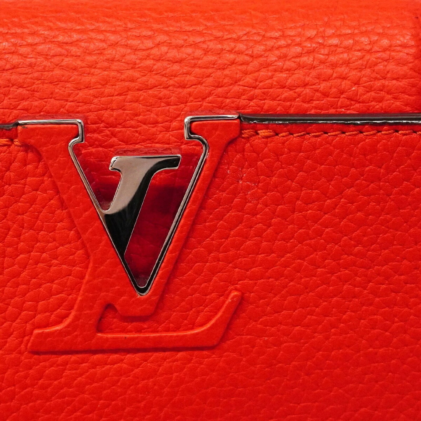 Louis Vuitton Handbag - 10