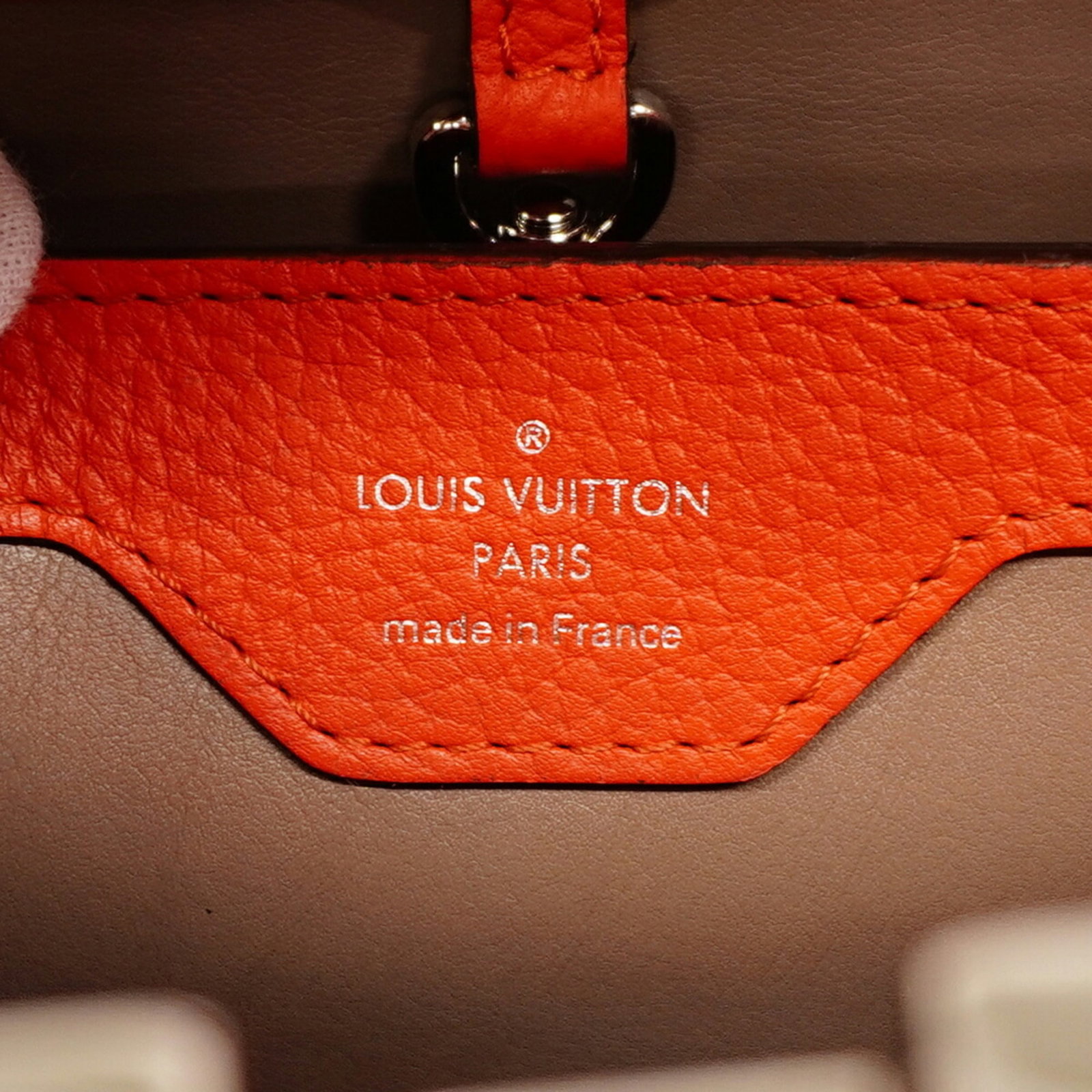 Louis Vuitton Handbag - 5