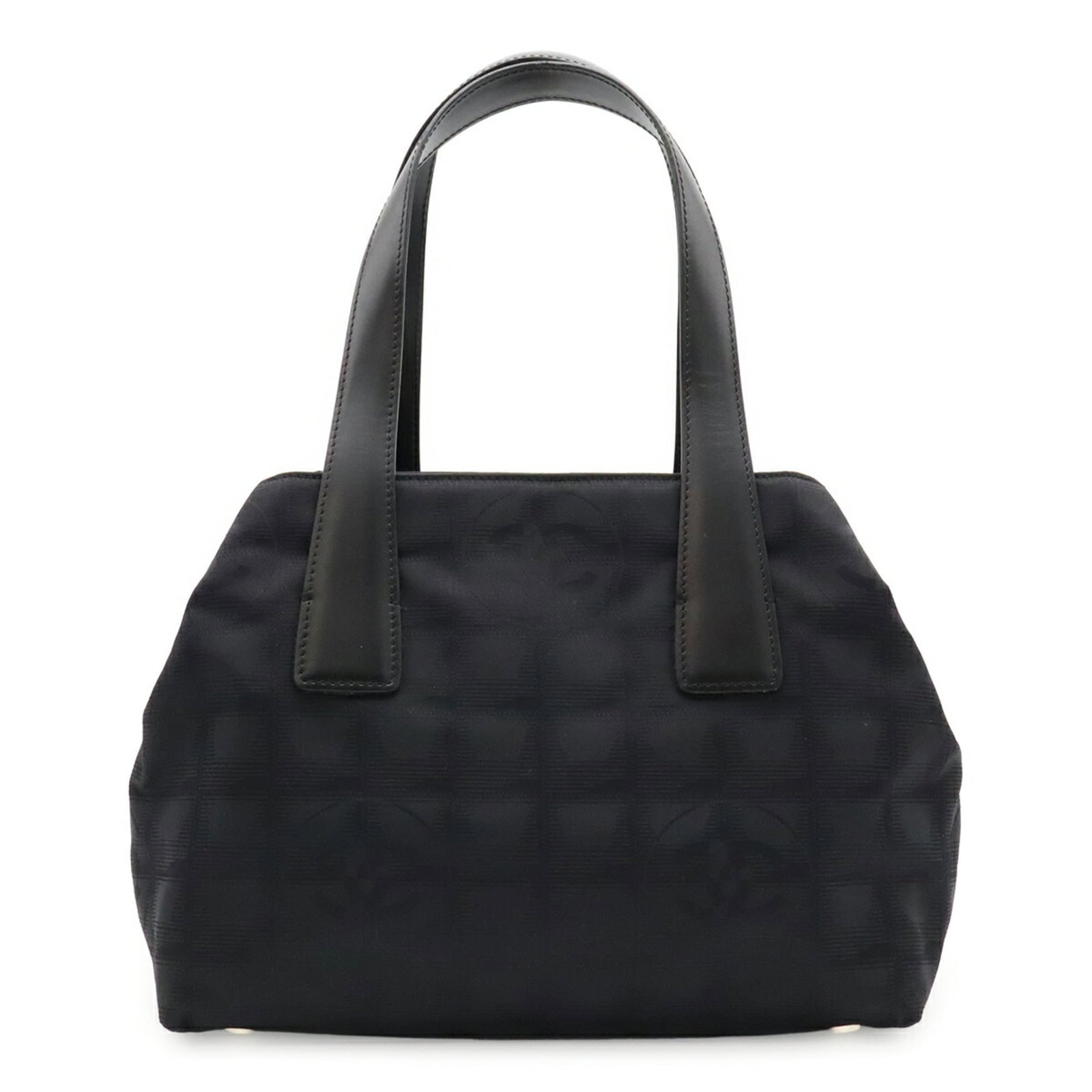 Chanel Handbag Tote Bag New Travel Line: Chanel Handbag Tote Bag New Travel Line New Chanel Handbag Tote Bag in Black from the Travel Line, featuring a sleek and sophisticated design. Made with high-quality materials, this tote bag measures