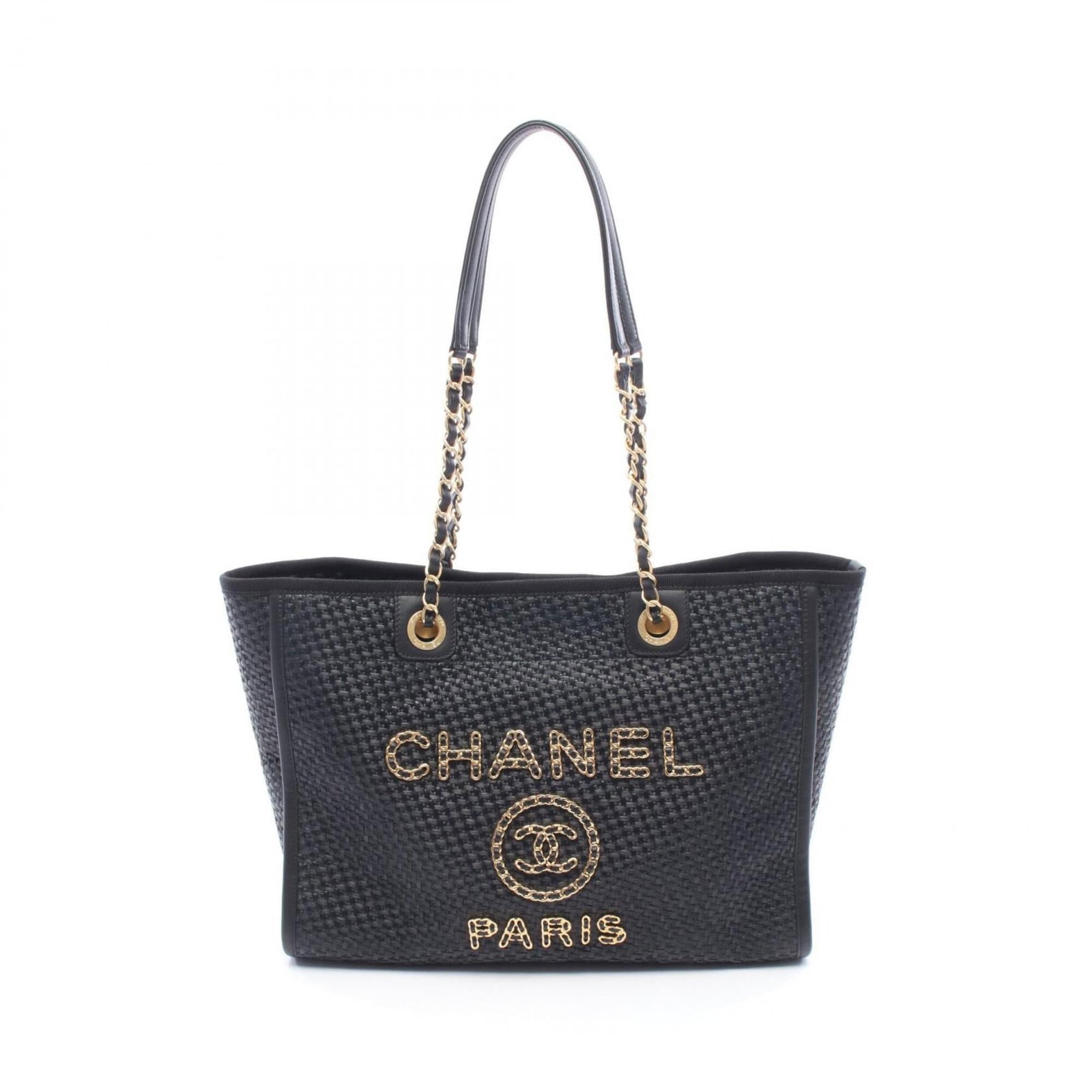 Straw leather tote bag by Chanel: Straw leather tote bag by Chanel Straw leather tote bag by Chanel, featuring black straw material and gold hardware. This classic design measures 26cm x 35cm x 14cm, making it a versatile and stylish