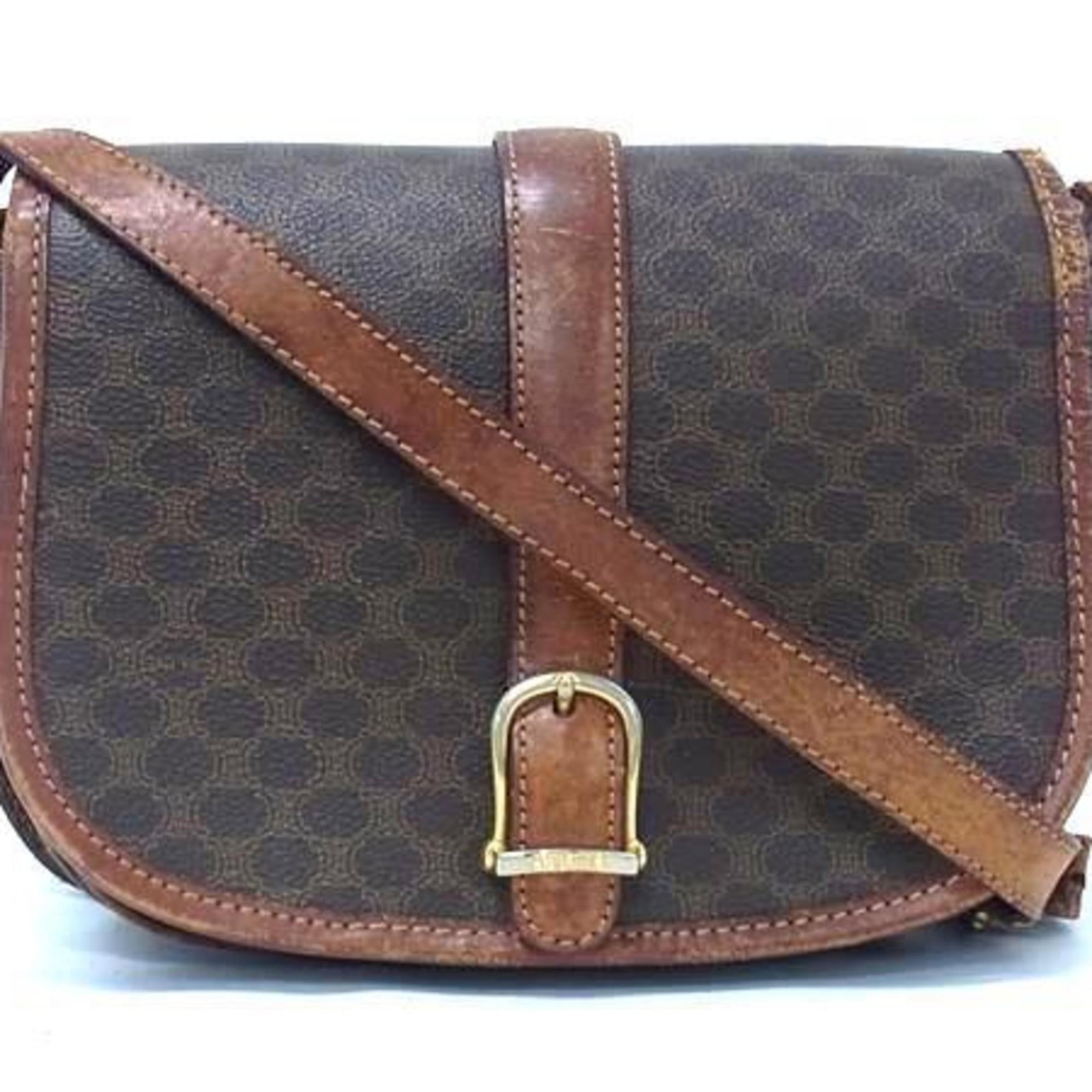 Celine Pochette PVC Leather shoulder bag: Celine Pochette PVC Leather shoulder bag Brown Celine Pochette PVC Leather shoulder bag, made from high-quality PVC and leather materials, features a classic design with clean lines and a timeless