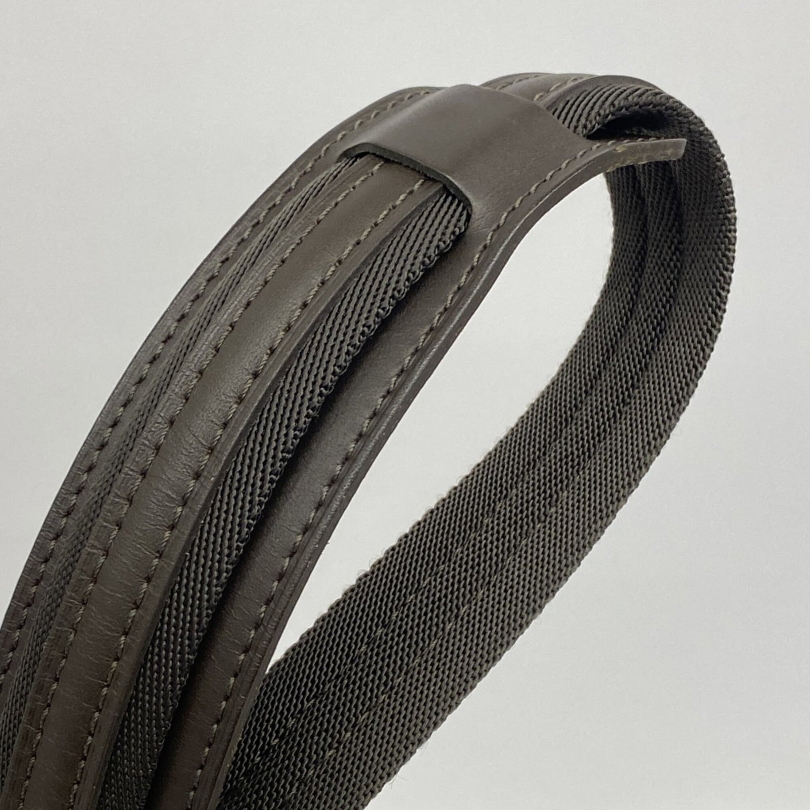 Louis Vuitton Handbag - 8