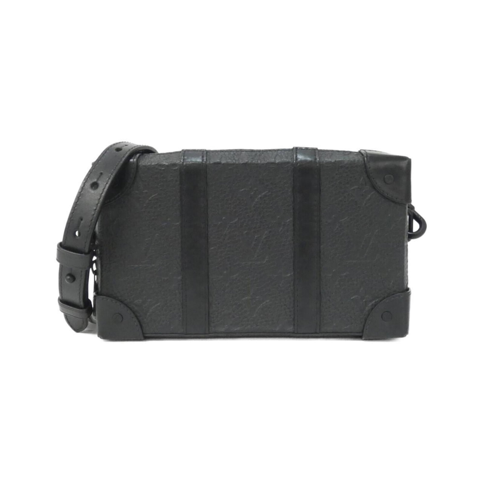 Shoulder Bag Leather Louis Vuitton: Shoulder Bag Leather Louis Vuitton The Louis Vuitton Taurillon shoulder bag is crafted from high-quality black calf leather, measuring 14cm x 22cm x 5cm. Its adjustable strap length allows for a
